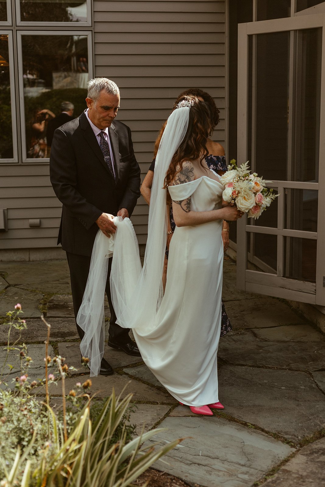 Portland-Garden-Wedding-in-Jenny-Yoo-Bridal-Gown-13.jpg