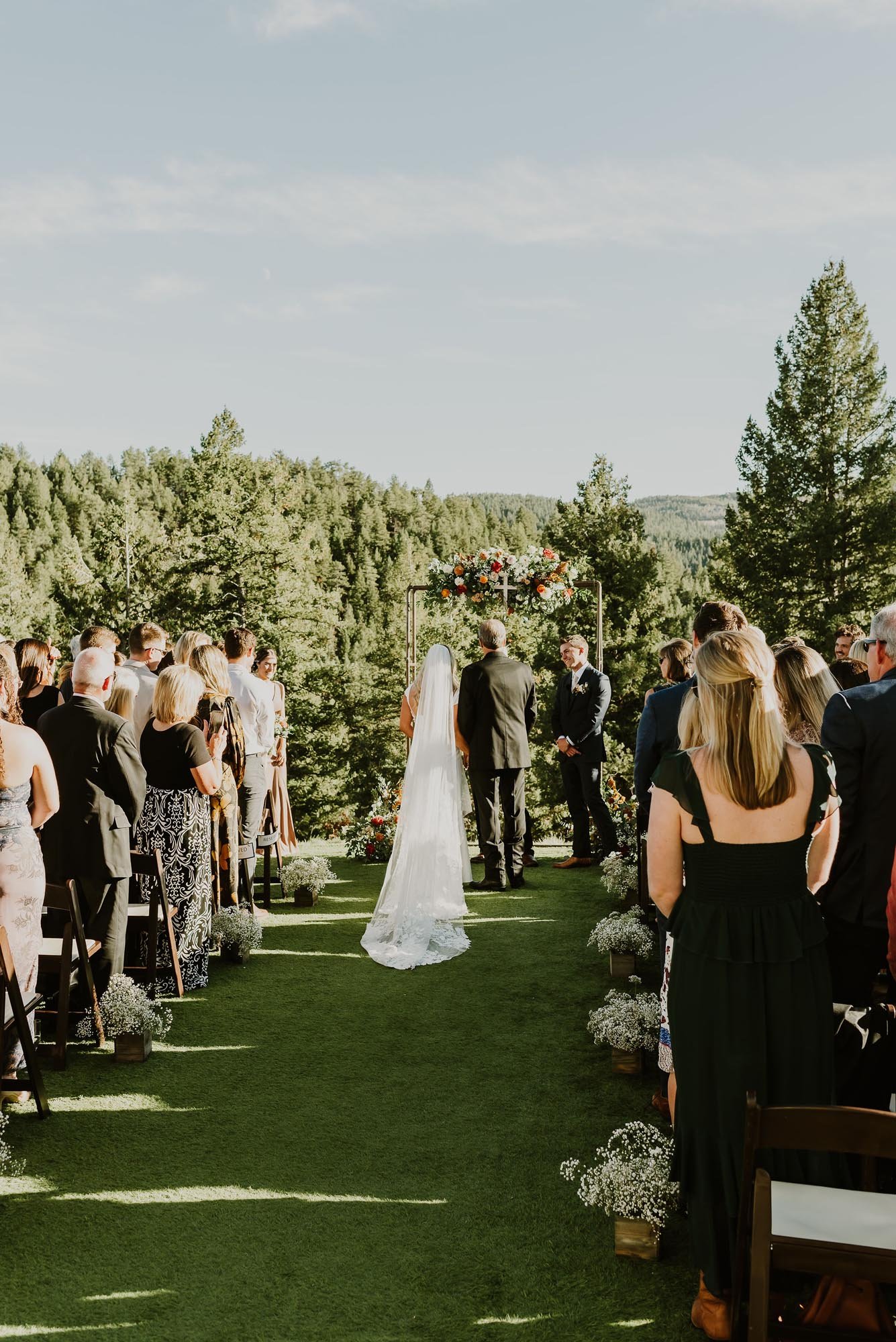 Woodlands-Colorado-Wedding-in-Anais-Anette-06.jpg