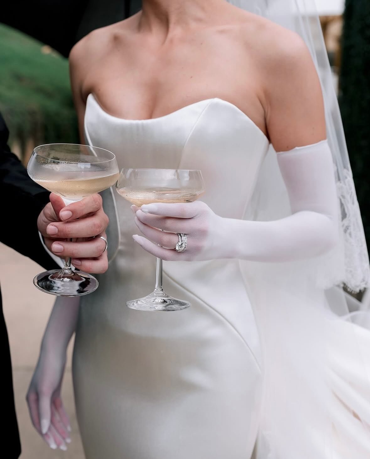 bridal trend forecasting for 2025 &amp; 2026. 🕊️ save this to your vision board to show your wedding planner! 💍

tell us which one you&rsquo;re loving the most or the one you&rsquo;re most excited for!

&bull; gloves
&bull; fruit &amp; flower cente