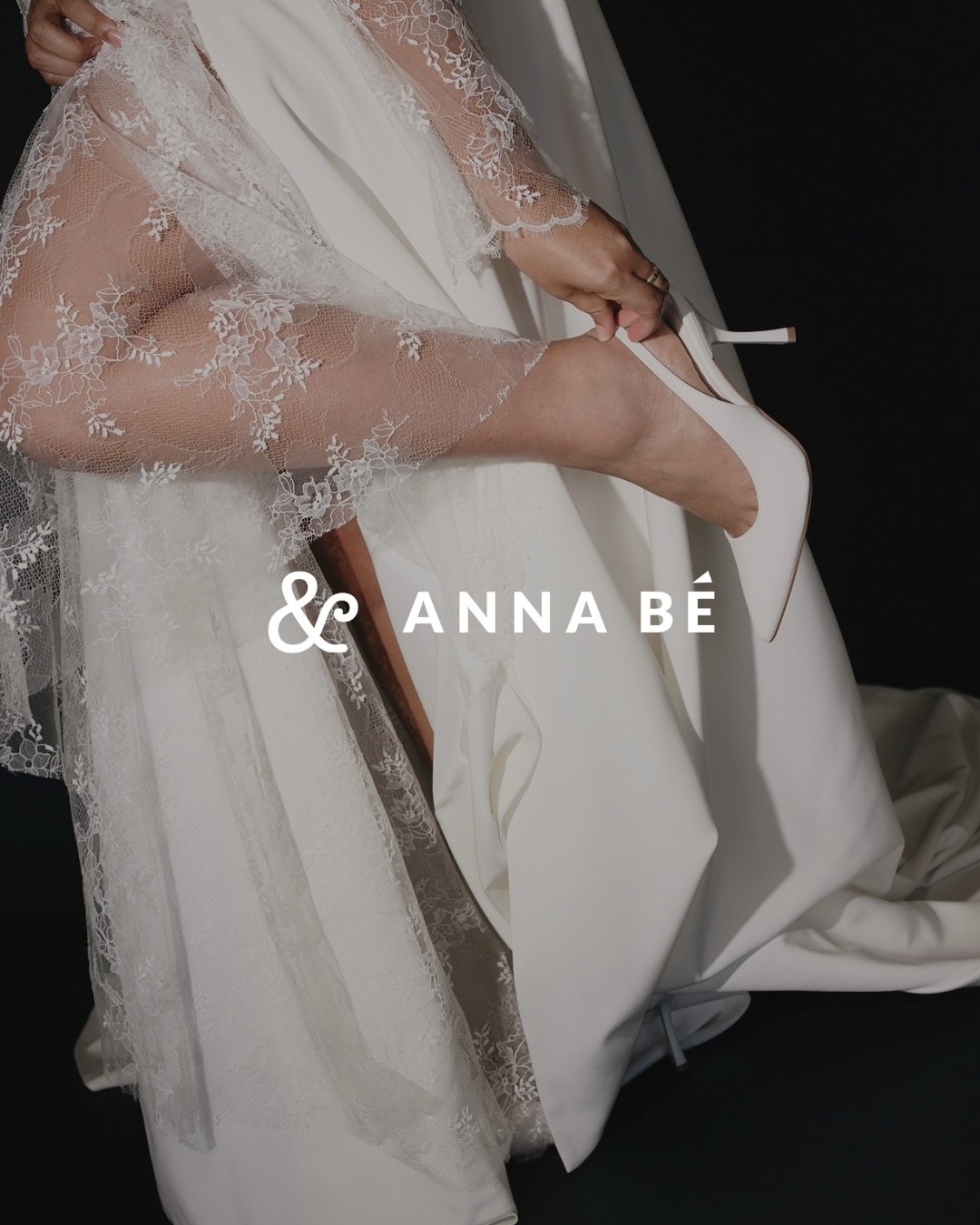 cutting-edge wedding gowns for the laid-back luxe bride from @aandbe_bridalshop x @annabebridal | shop with us in atlanta x boston. &hearts;

atlanta bride, atlanta wedding, atlanta bridal shop, boston bride, wedding dress, boston bridal boutique, bo