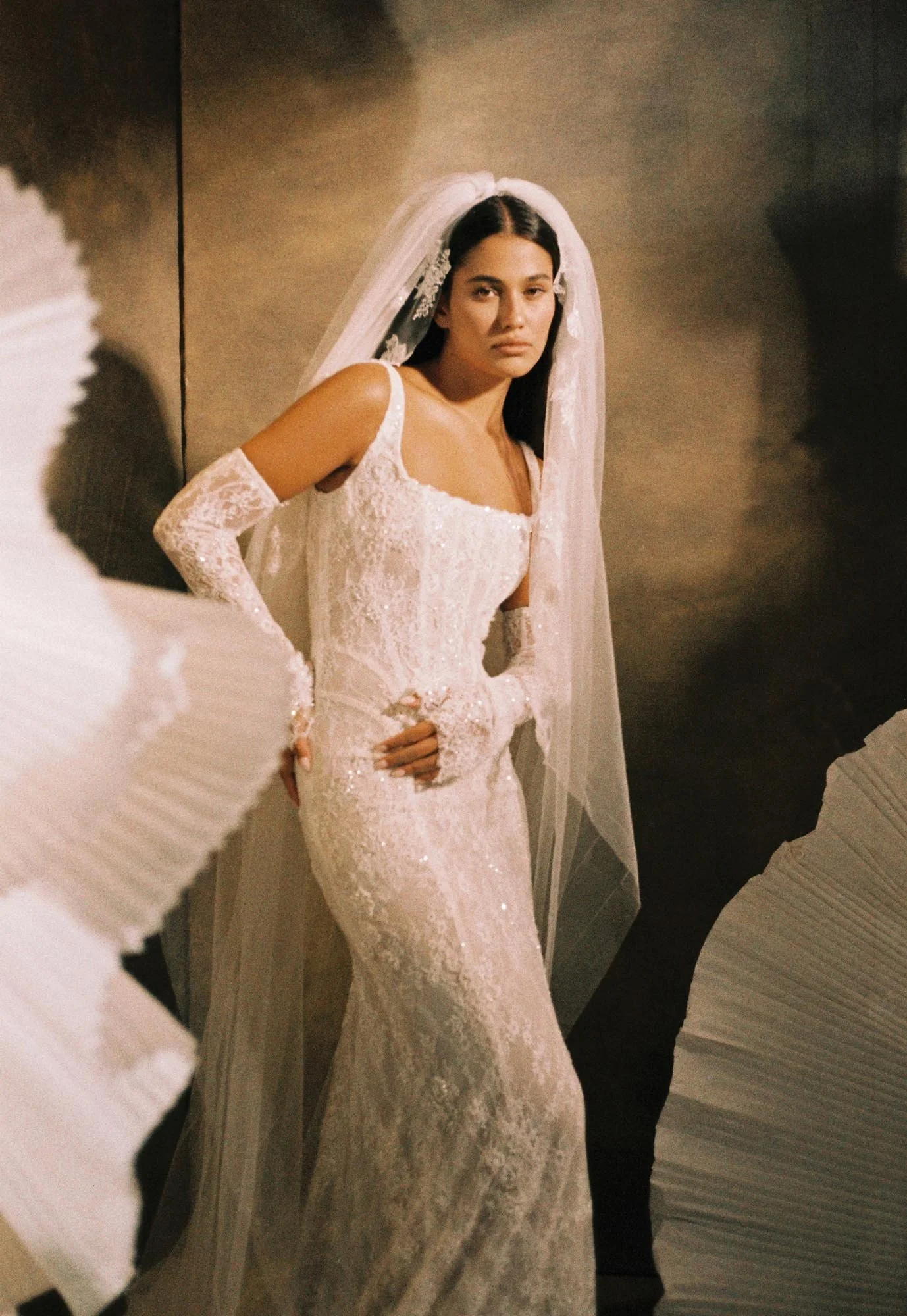 Aria-Margot-Bridal-Wedding-Dress-01.jpg