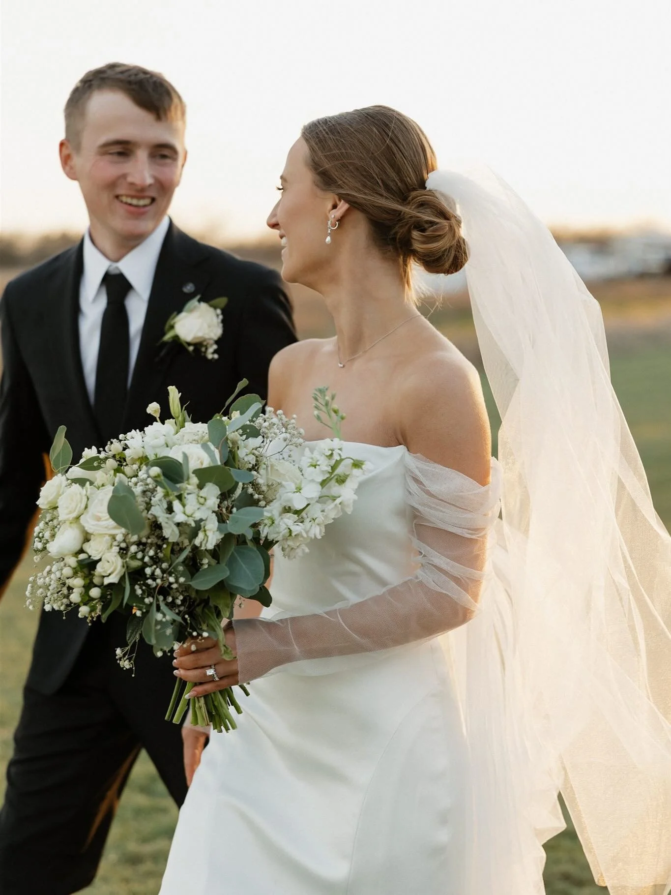 #aandbabe claire &amp; mason&rsquo;s wedding day was pure elegance! 💍

photo @by.anila 
venue @thegardeniavenue 
planning &amp; styling @ivyroseevents__ 
florals @bloomsbybrookie 
dress @jennyyoonyc via @aandbe_dallas