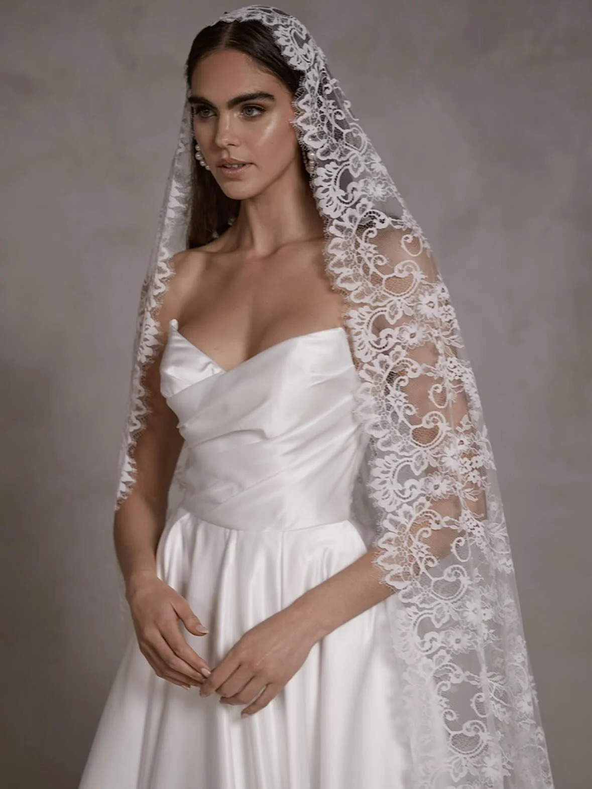 someone pinch me, i&rsquo;m DREAMING! it&rsquo;s the first day of our @seraphine_bridal trunk show in austin, here until sept 6!✨

book a last minute appointment before this limited time trunk show hits the road and travels to these @aandbe_bridalsho