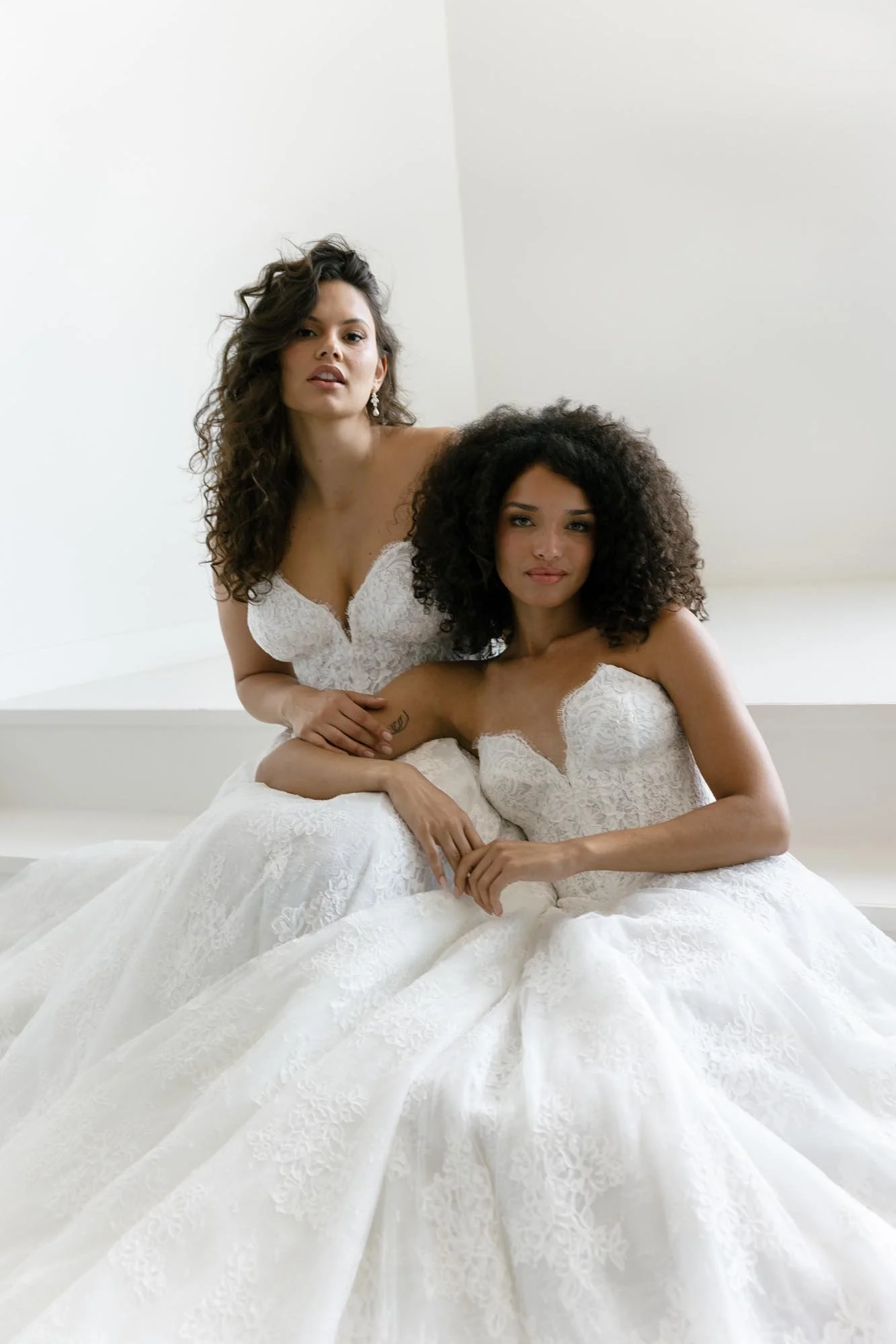 aandbe-bridal-shop-stylebook-15-a-mosley-327.jpg