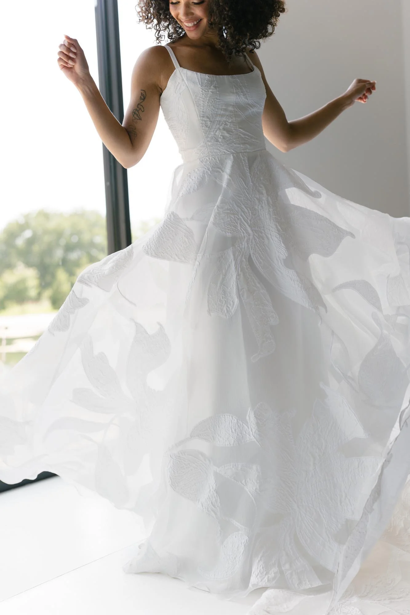 aandbe-bridal-shop-stylebook-15-a-mosley-513.jpg