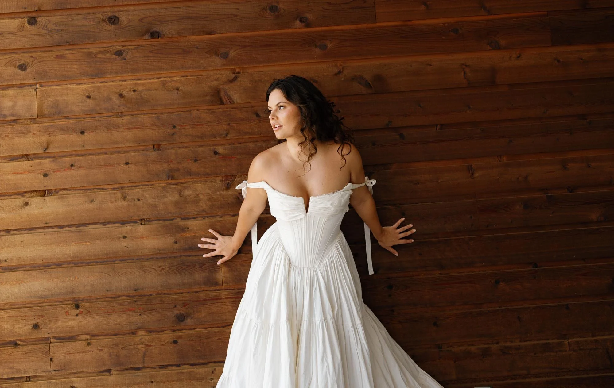 aandbe-bridal-shop-stylebook-15-a-mosley-692.jpg