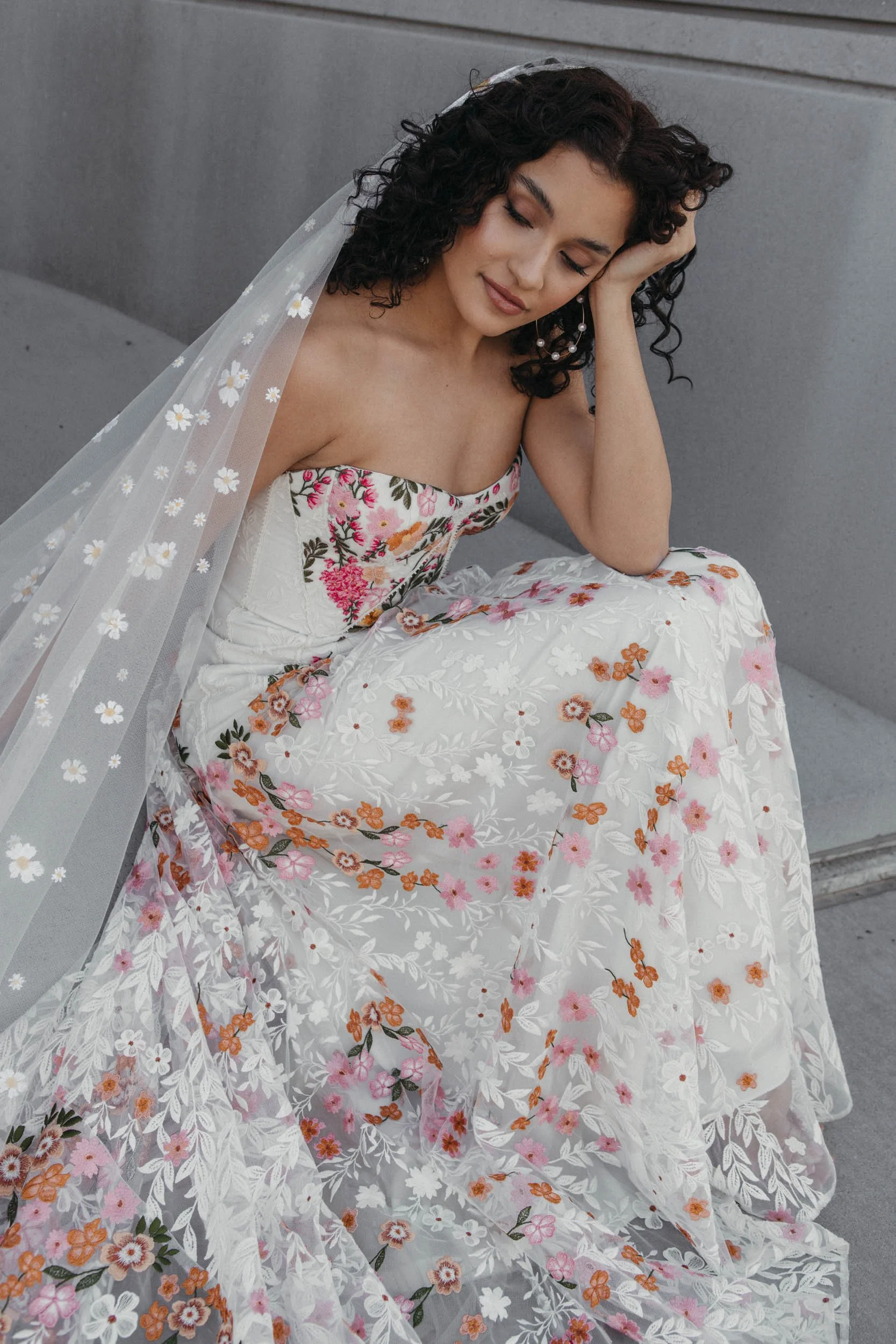 aandbe-bridal-shop-stylebook-vol-14-selects-lauren-nicole-07.jpg