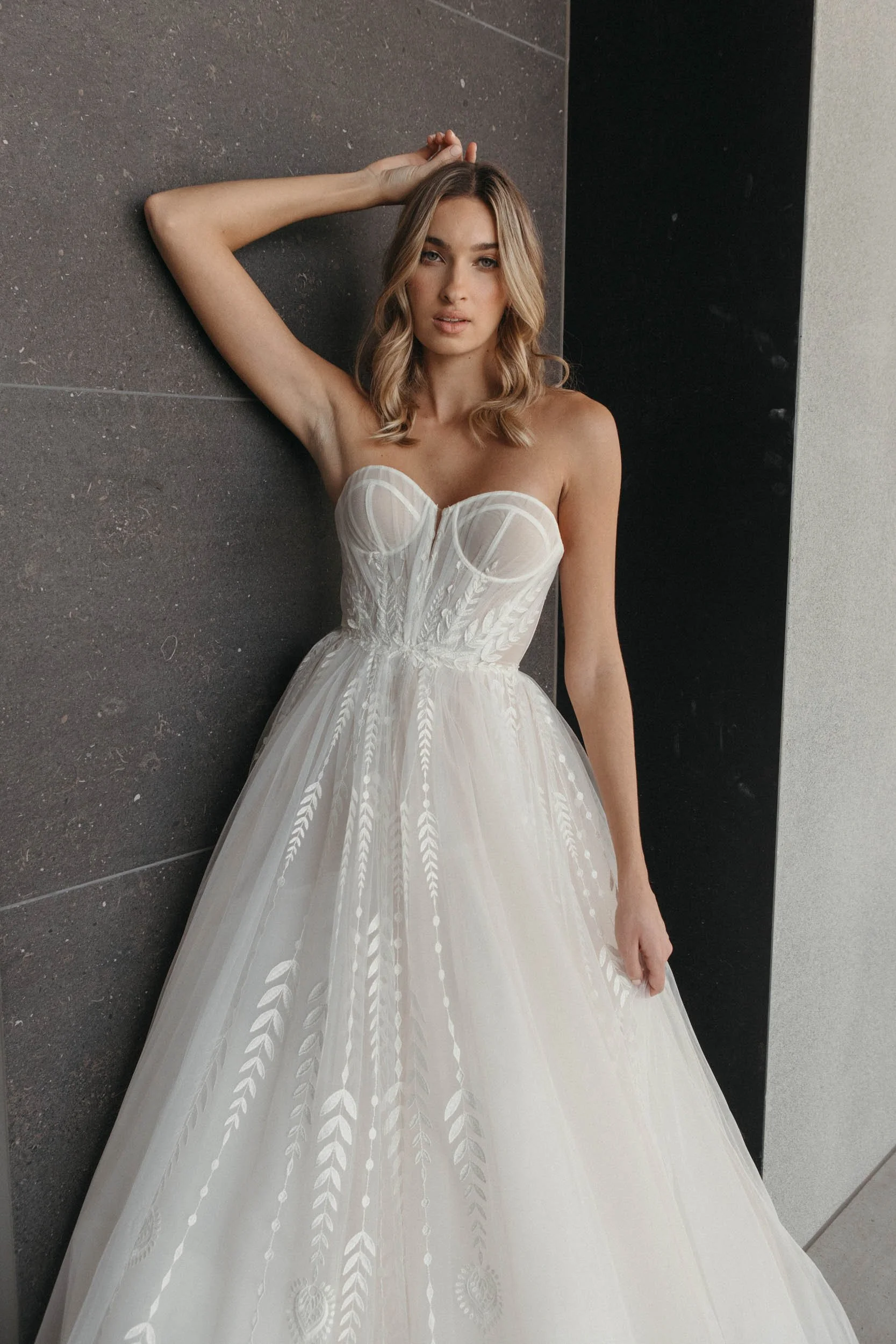 aandbe-bridal-shop-stylebook-vol-14-selects-lauren-nicole-37.jpg
