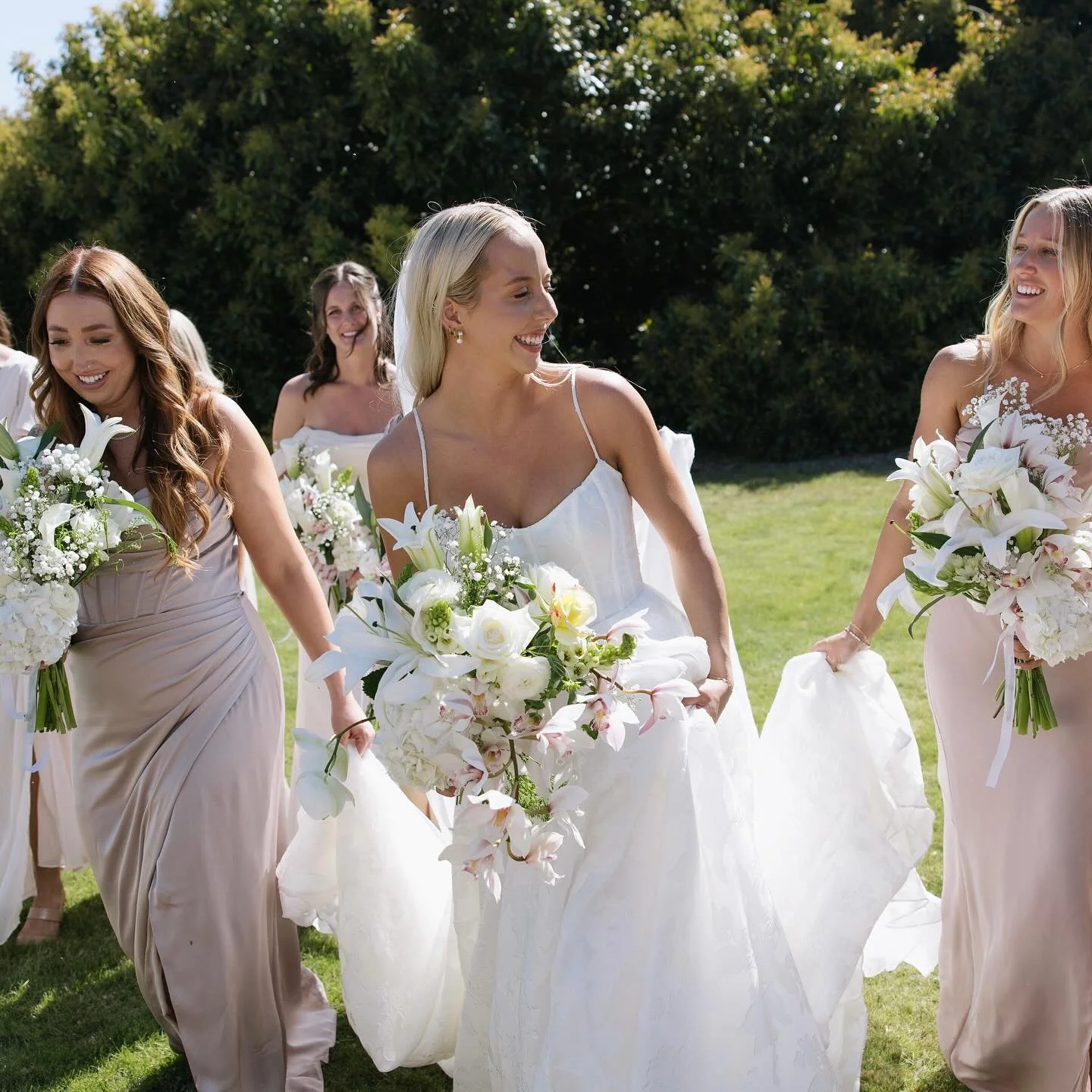 #aandbabe carson and joel in @jennyyoonyc. 🤍 

photo @chanellewhitacre @ryancwhitacre 

hmua @hairby.jz @bystephaniepersky @hairbystephers @bypaigeryan @thequeensbees

dress @jennyyoonyc via @aandbe_shops sacramento 

sacramento bride, california br
