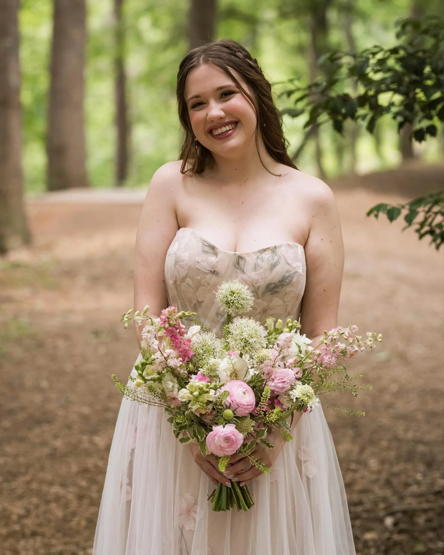 #aandbabe august &amp; sean in @watters 🤍

photo @chelsealane__
venue @highlandbrewing
planning @smasheventsplanning
florals @carolinaflowrs
hmua @bella_bridalartistry

dress @watters via @aandbe_shops denver

#weddinginspo, #weddingdress, real brid