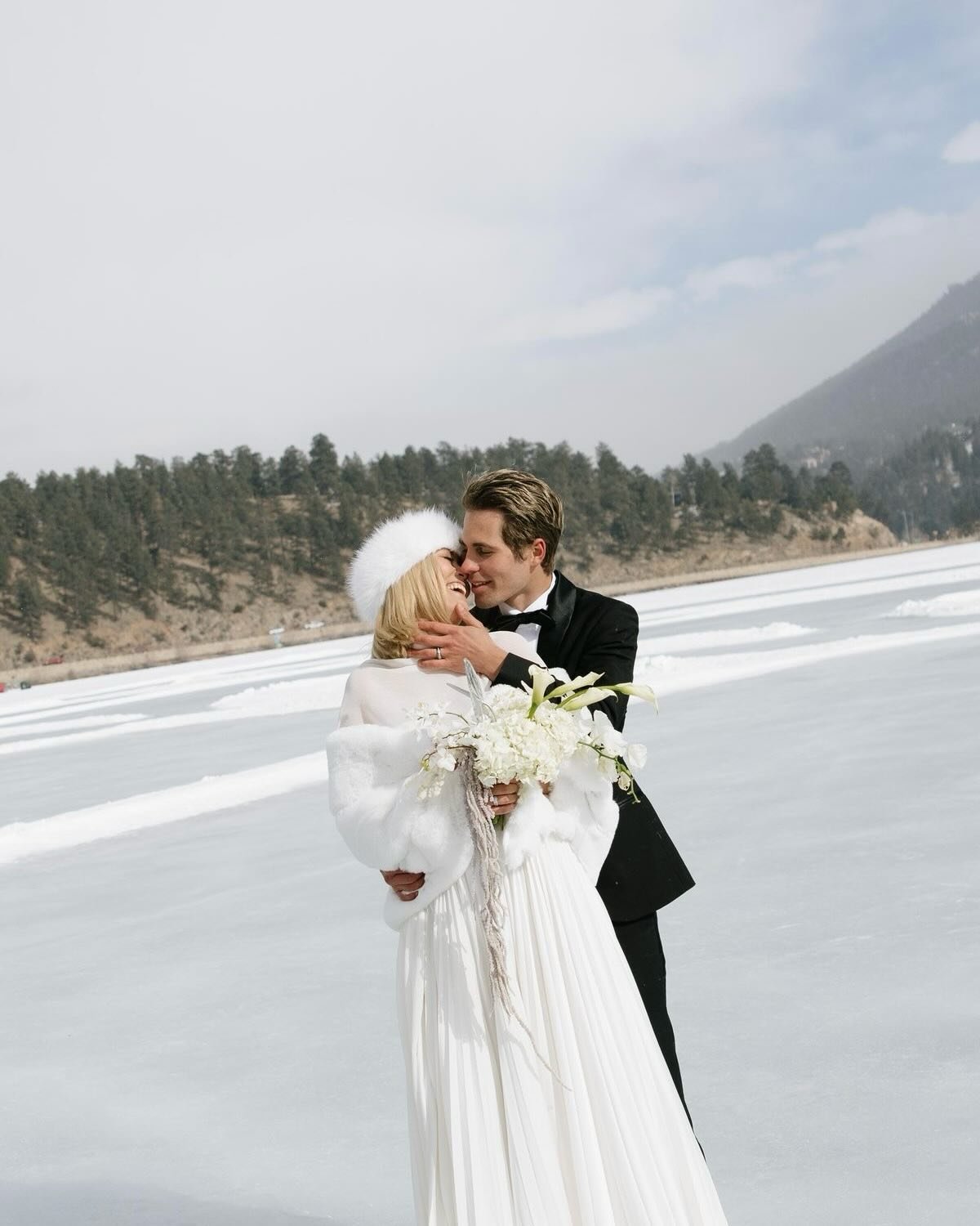 instead of a wishlist, we&rsquo;ve been curating our winter wedding pinterest board 😍 something about tying the knot in the snow has us swooning &amp; all these cozy winter details are what winter wonderland dreams are made of ✨❄️

all photos via @p