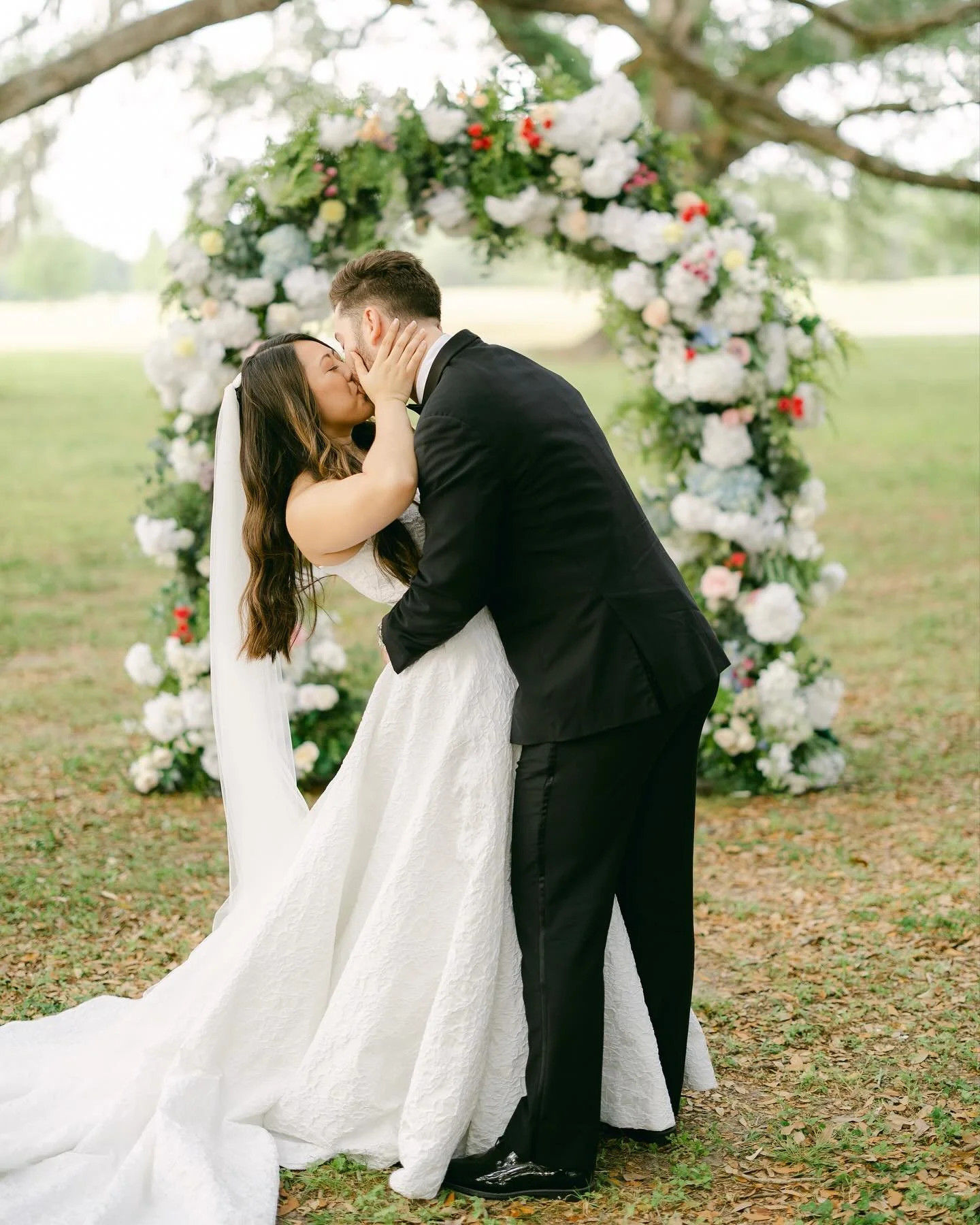 #aandbabe lindsey &amp; raphael in @jennyyoonyc 🤍

photo @alyseandbenphotgraphy
venue @audubon_weddings @audubonclubhousenola
planning @nolacrownedweddings
florals @selahjanefloral
hmua @angelepringle_beauty

dress @jennyyoonyc via @aandbe_shops dal