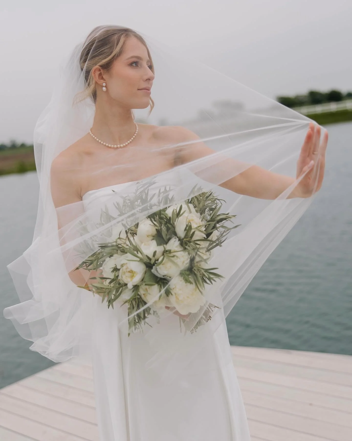 #aandbabe marie &amp; austin in @jennyyoonyc. 🤍 

photo @callibphoto
coordinator @aaussenhofer
venue @thegardeniavenue
hmua @getglambylex @amandadidmyhair

dress @jennyyoonyc via @aandbe_shops dallas 

real bride, real wedding, dallas bride,  texas 