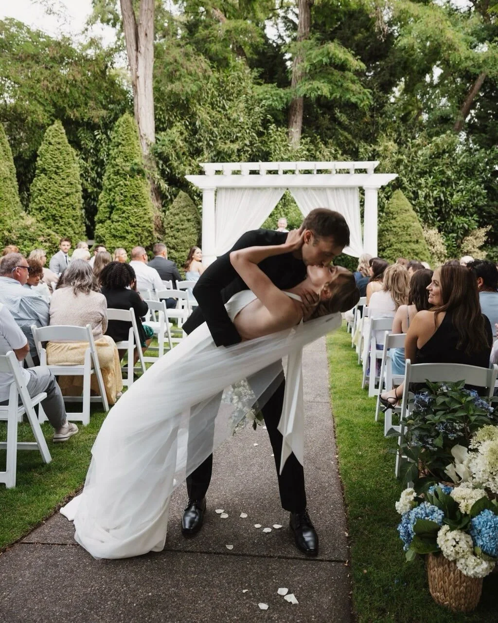 #aandbabe peyton &amp; brendan in @mwlbride 🤍 along with blue hues, a washington garden venue &amp; love we can feel through the screen 🥹

photo @skylerlemagiephotgraphy
venue @laurelcreekmanor

dress @mwlbride via @aandbebridalshop #seattle