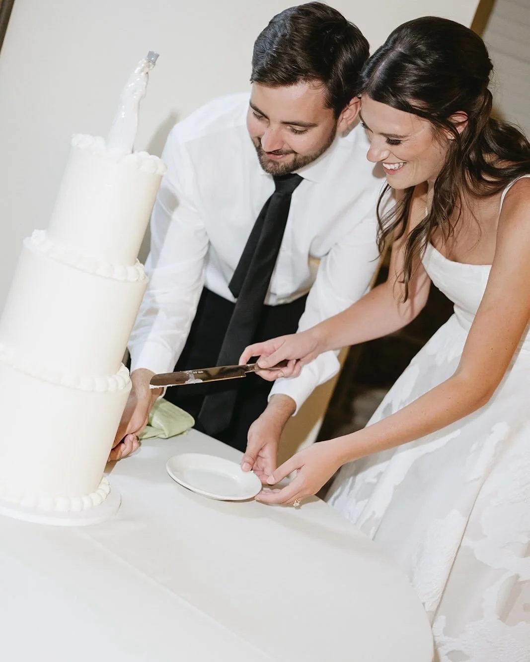 a&amp;b&eacute; bride lindsey &amp; malcom in @truvellebridal 🤍 the most special day celebrating the love of these two 🥹

dress | @truvellebridal via @aandbebridalshop #denver

photos | @oliviashane_photography
venue | @wedgewood.tapestryhouse 
flo