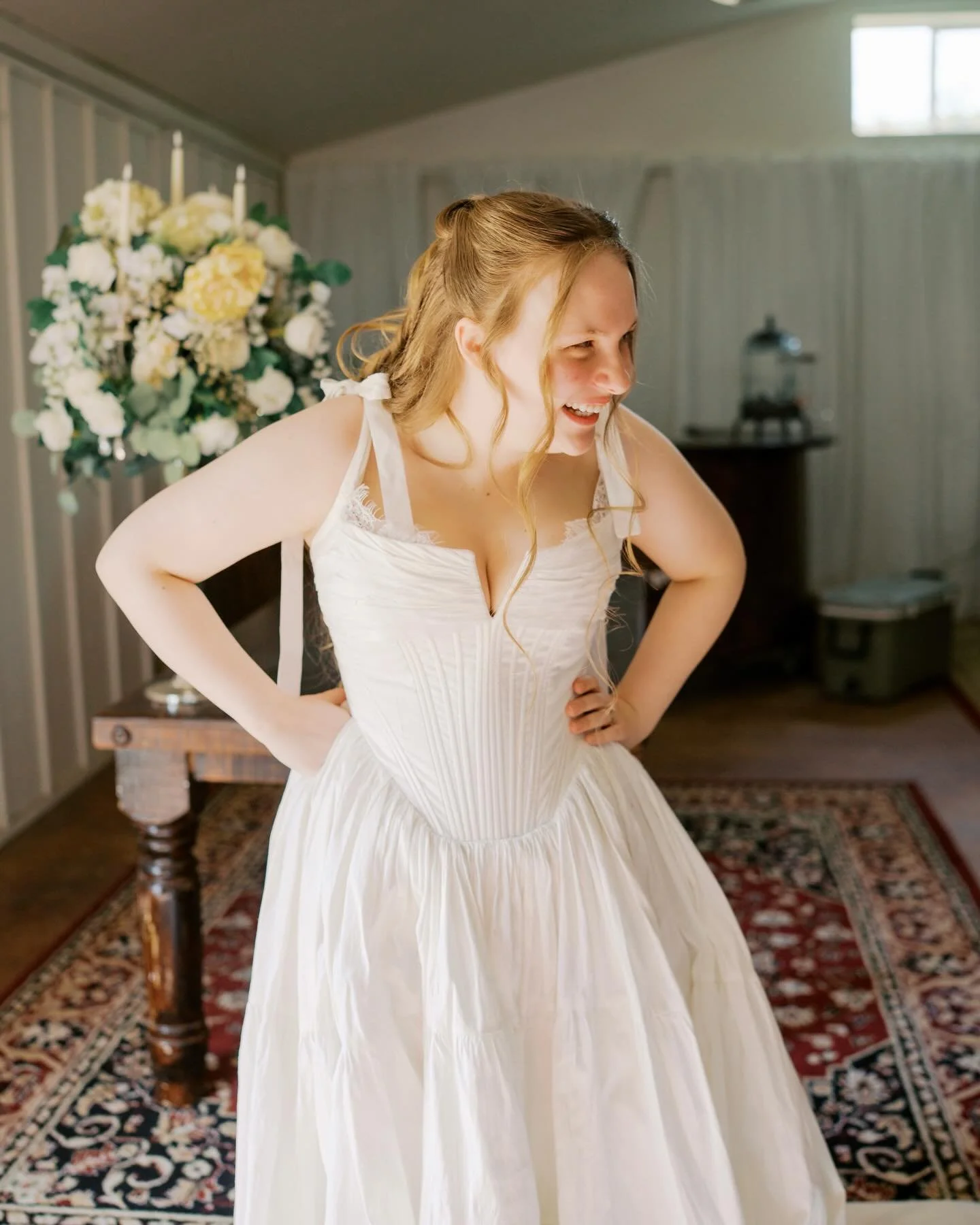 a&amp;b&eacute; x anna b&eacute; real bride gracen &amp; noah tied the knot in @ruedeseinebridal 🤍 featuring a mid wedding day hair chop that we&rsquo;re obsessed with! 😍

dress &lsquo;valentine&rsquo; by @ruedeseinebridal via @aandbexannabebridal 