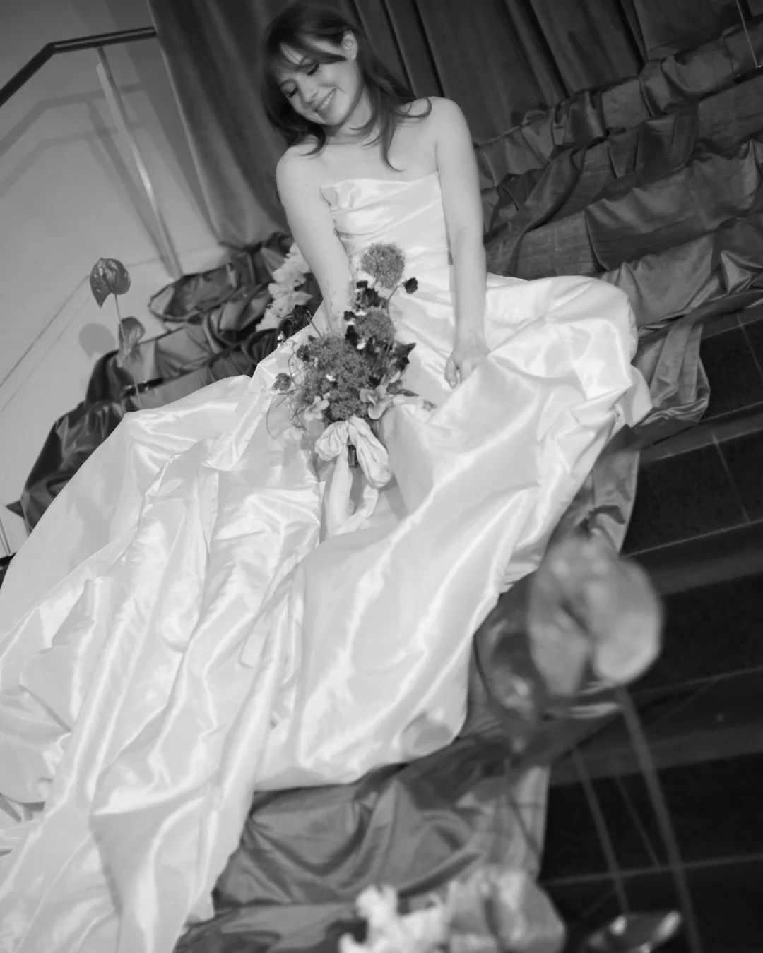 absolutely in awe of this moody, spring styled shoot at @denverartmuseum featuring eloise by @katherinetashbridal + ezra by @jennyyoonyc 🖤🕊️

dresses | eloise by @katherinetashbridal + ezra by @jennyyoonyc via anna b&eacute; bridal boutique
photogr