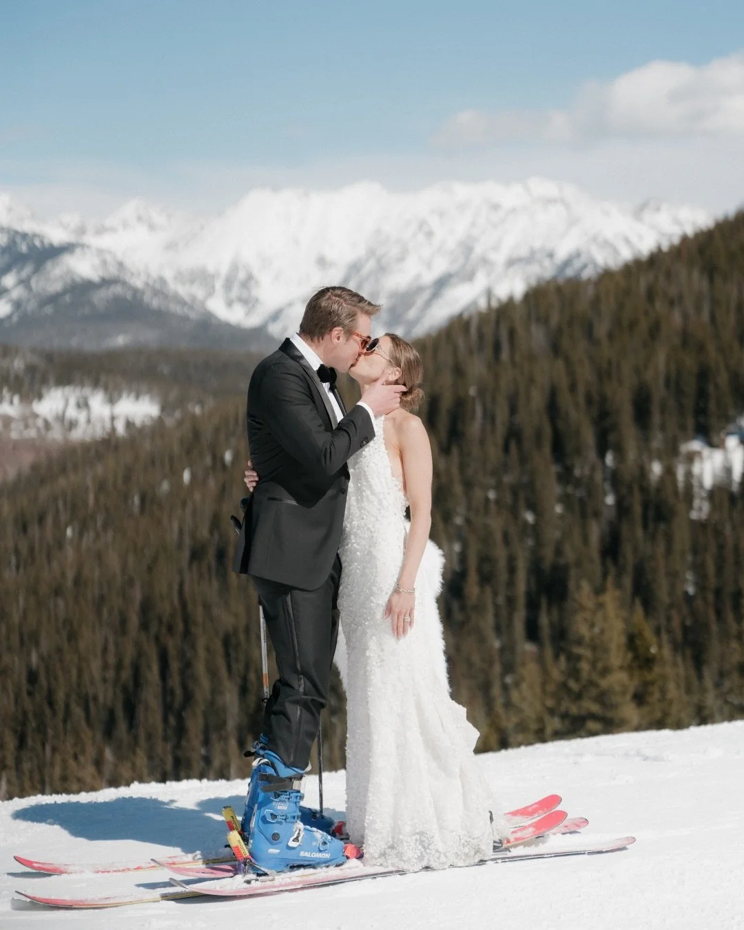 iconic is an understatement for this love (and ski) filled day in vail, colorado between a&amp;b&eacute; bride taylor &amp; stephen, featuring @alenaleenabridal ❄️🤍✨

cheers to the powers! 🥂

dress | delphinium by @alenaleenabridal via a&amp;b&eacu