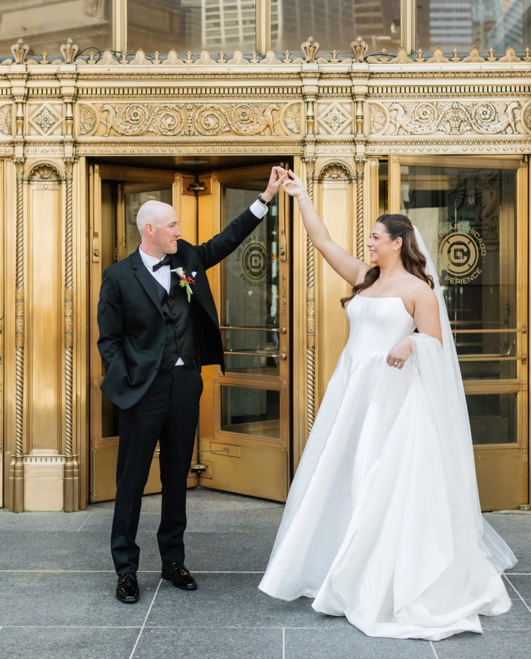 congratulations are in order for a&amp;b&eacute; #denver bride mikayla &amp; patrick. 

this stunning bride stole the show in her alena leena gown 🥂

dress | dahlia by @alenaleenabridal via a&amp;b&eacute; #denver
neck scarf | @mwlbride via a&amp;b&