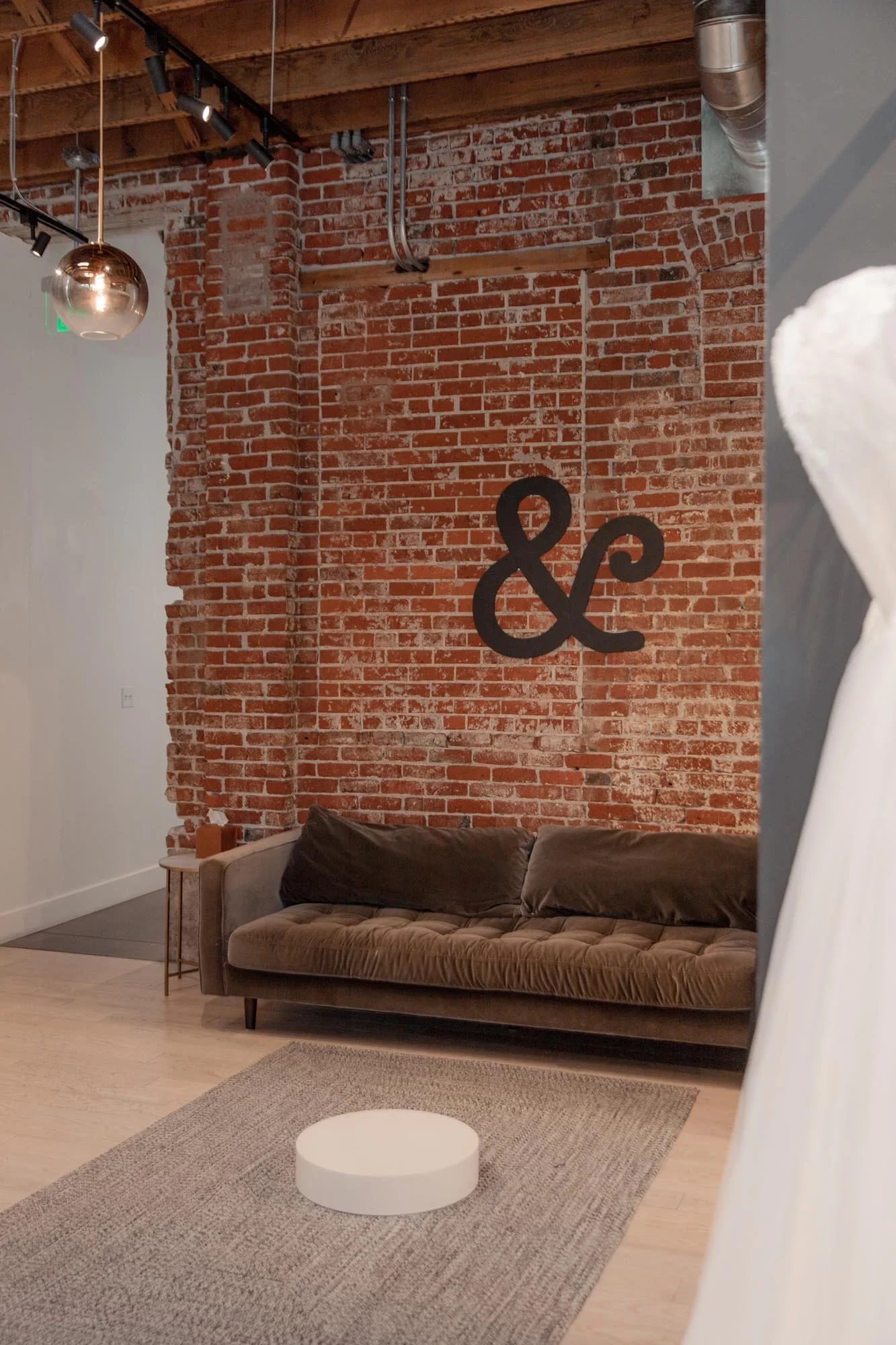 aandbe-bridal-shop-portland-mazlin-jordan-047.jpg
