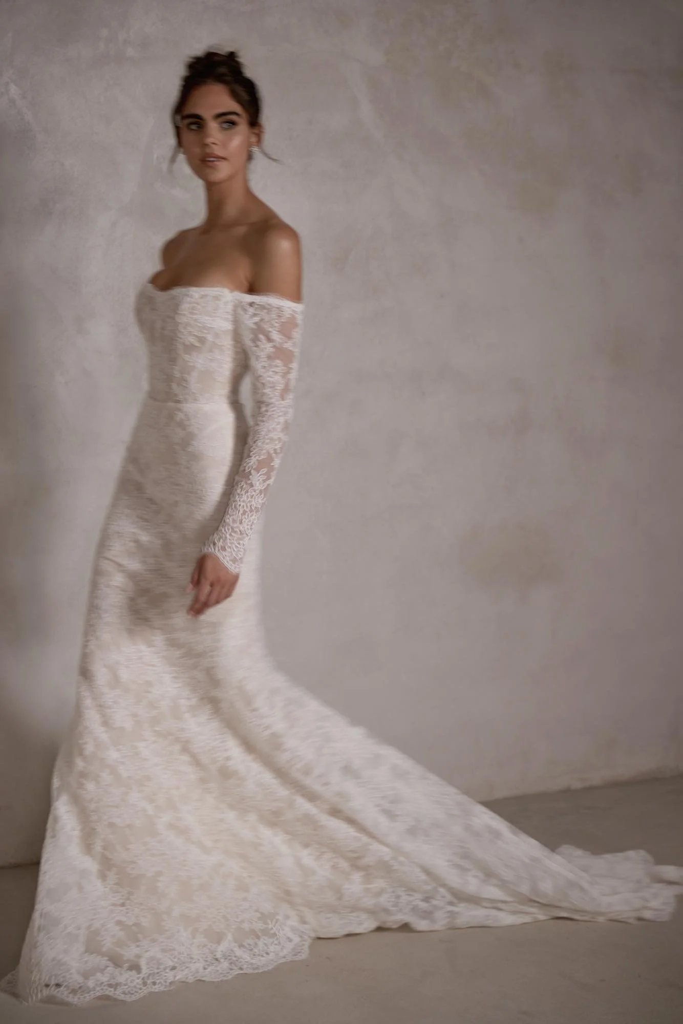 Evangeline-Wedding-Dress-Seraphine-Bridal-04.jpg