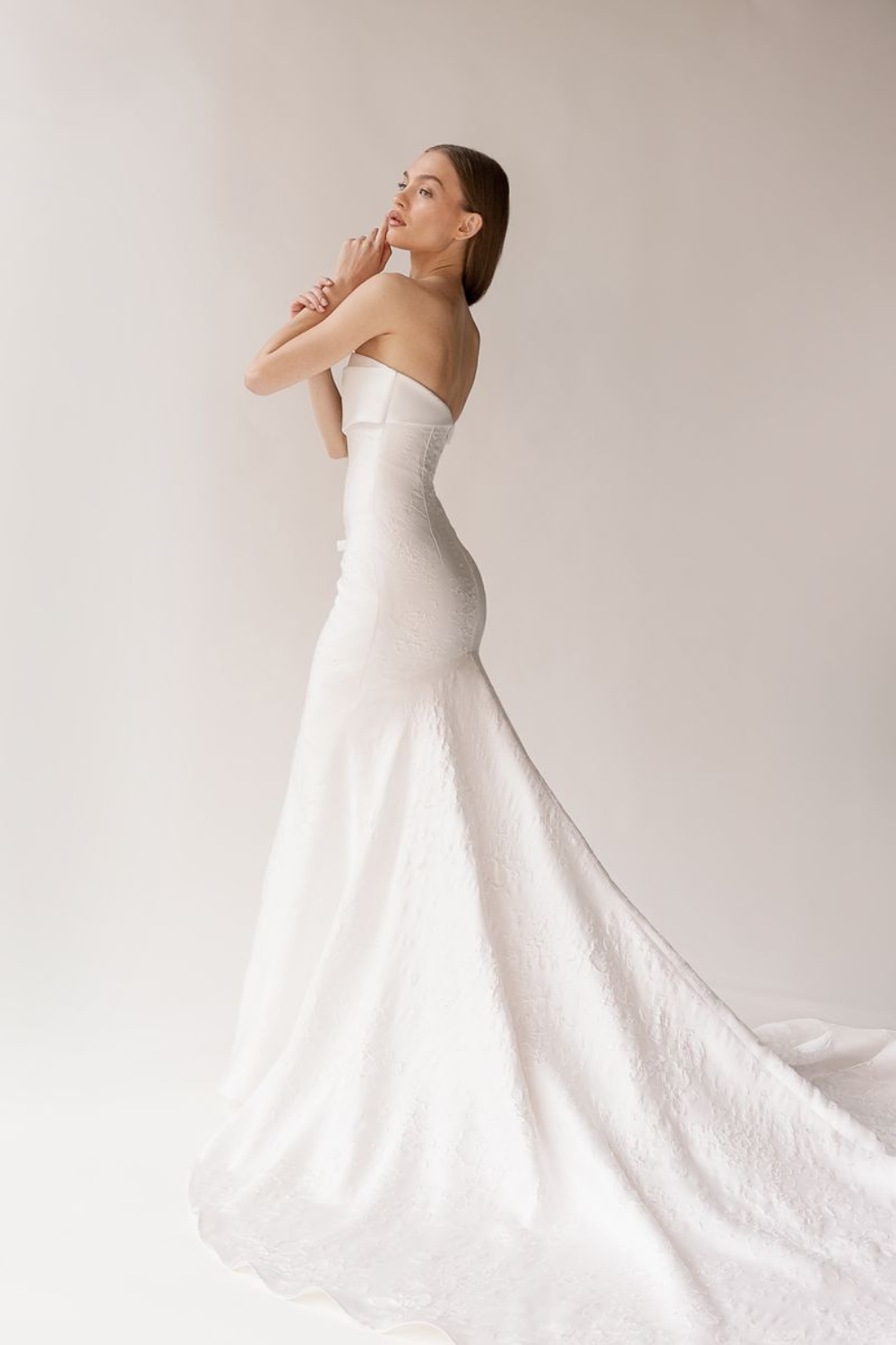 brielle-alyssa-kristin-wedding-dress-2.png