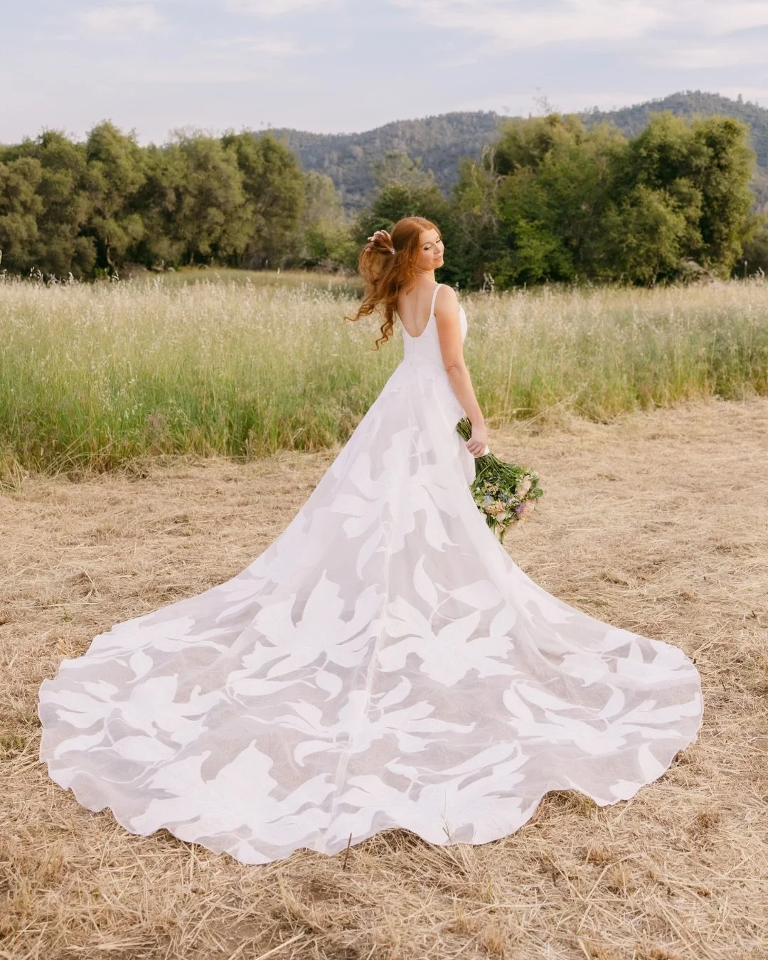 we are in awe of this beautiful day between a&amp;b&eacute; bride devin &amp; kyle 🥺🤍

dress | iris by @truvellebridal via @aandbebridalshop #sacramento
photographer | @millerimagery

#sacramentobride #weddingphotos #weddinginspo #outdoorwedding sa