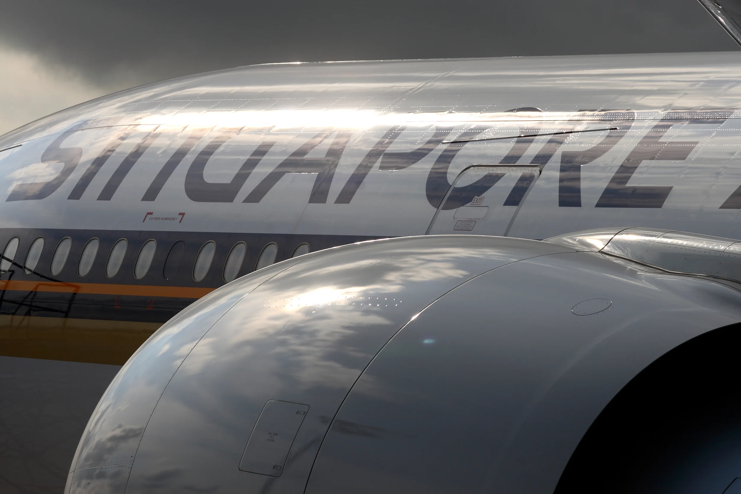 acft-b77w-2.jpg