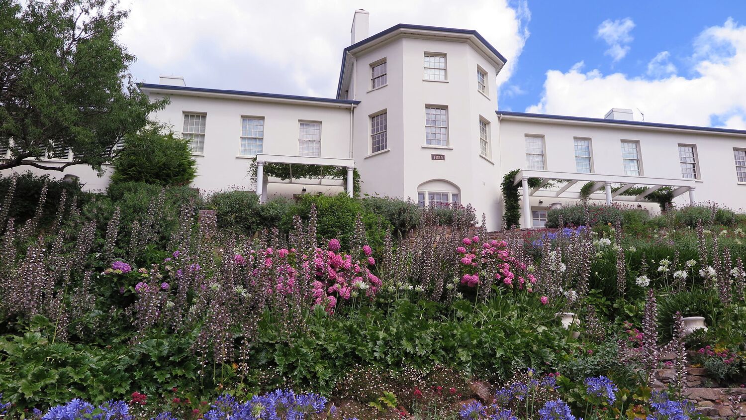 Woodbridge: ‘The Grand Old Dame on the Derwent River’