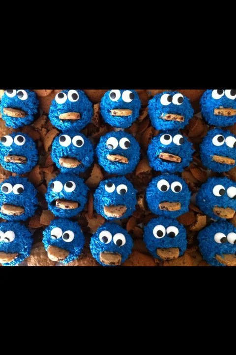 Cookie Monster Cupcakes