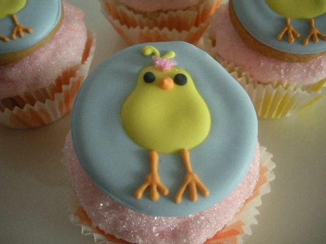 Cute Lil' Chicks cupcakes and cookies