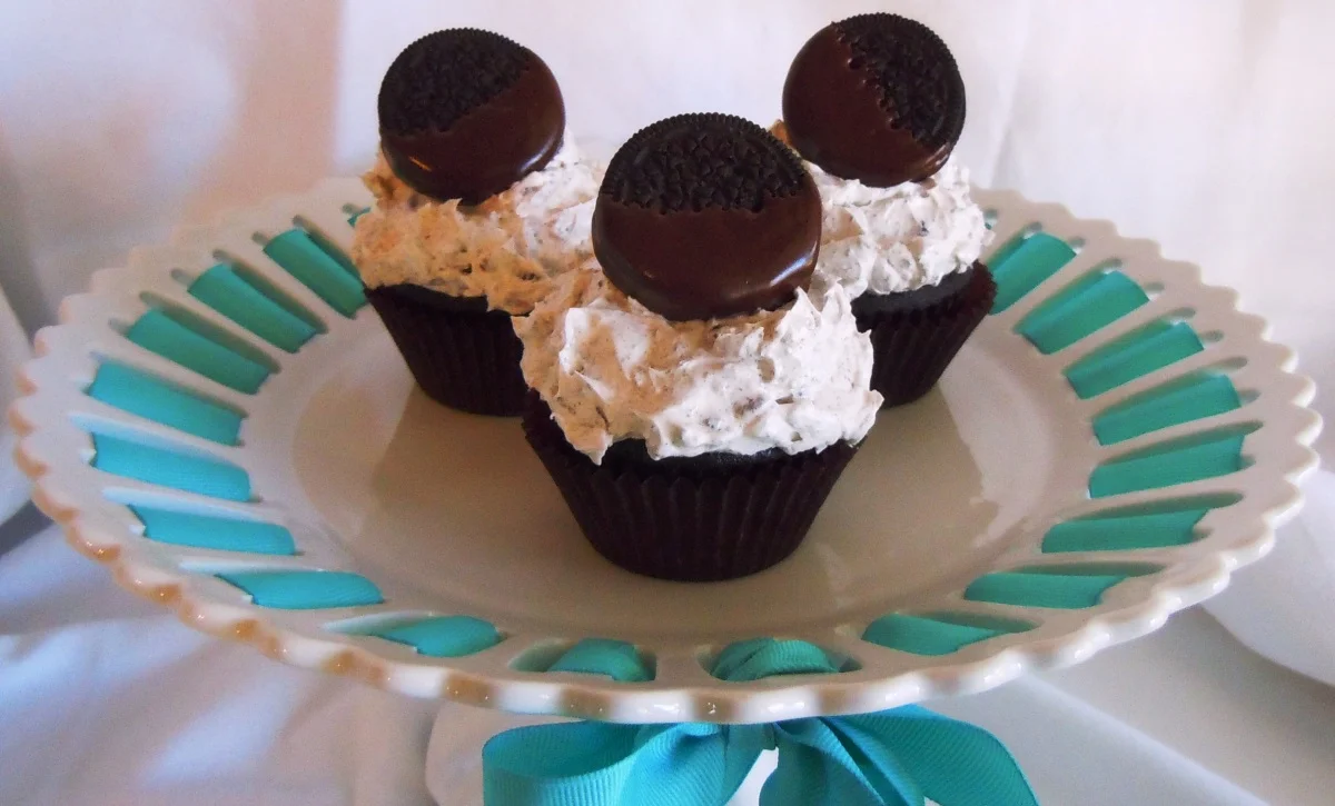 Cookies & Cream Cupcakes
