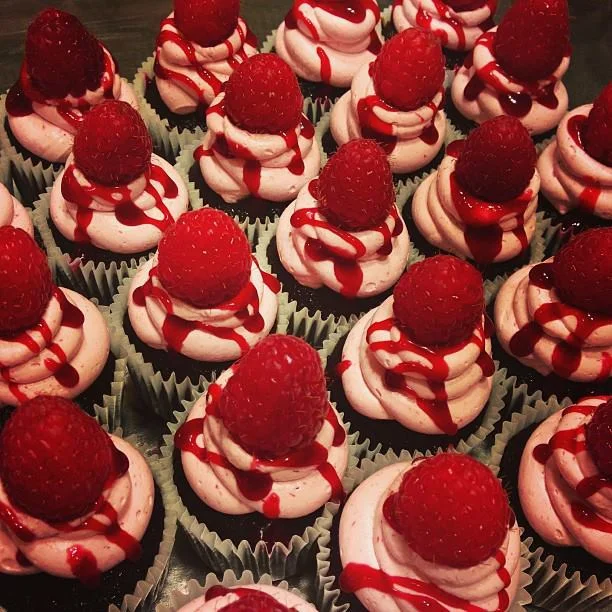 Mini Chocolate Raspberry Cupcakes