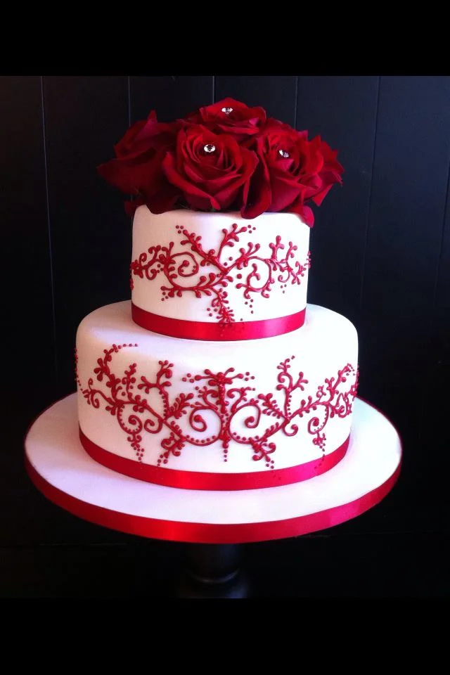 Red Velvet Filigree Cake w/red roses