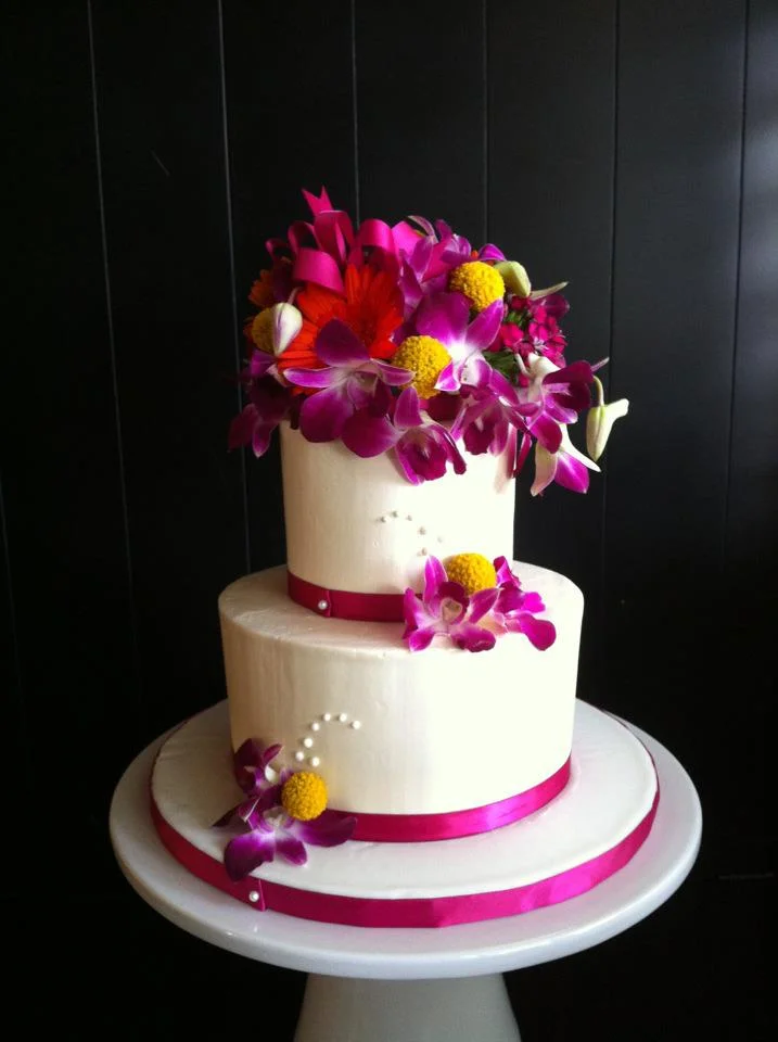 magenta orchid wedding cake.jpeg