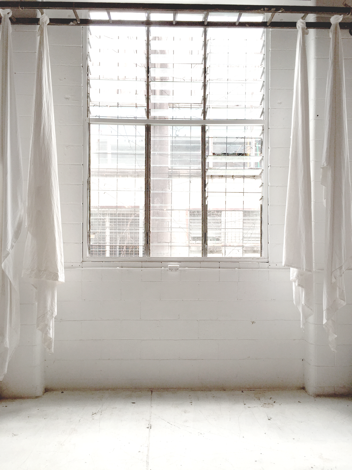 Clear floors and walls