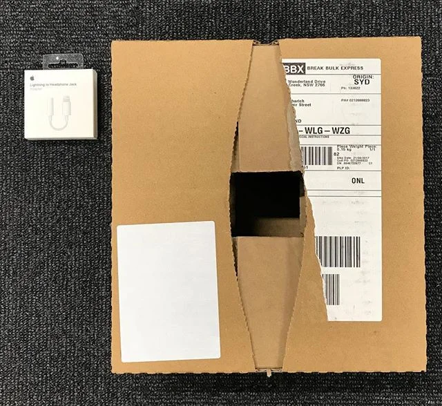 Kia ora @apple - awesome service but time to do something about the packaging!

#savetheplanet #packaging #fail #unboxing