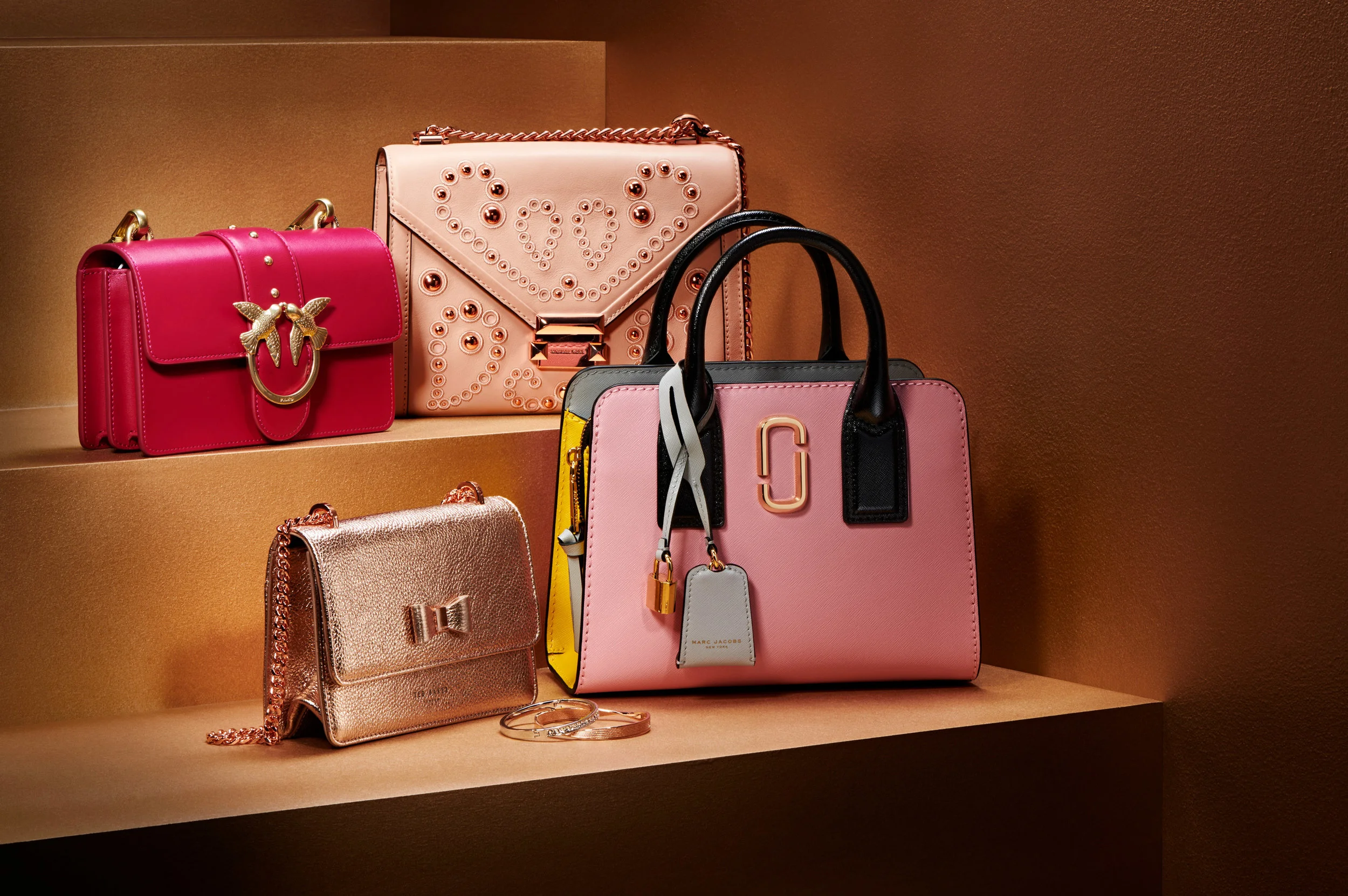 luxury-product-photography-the-collective-designer-handbags.jpg