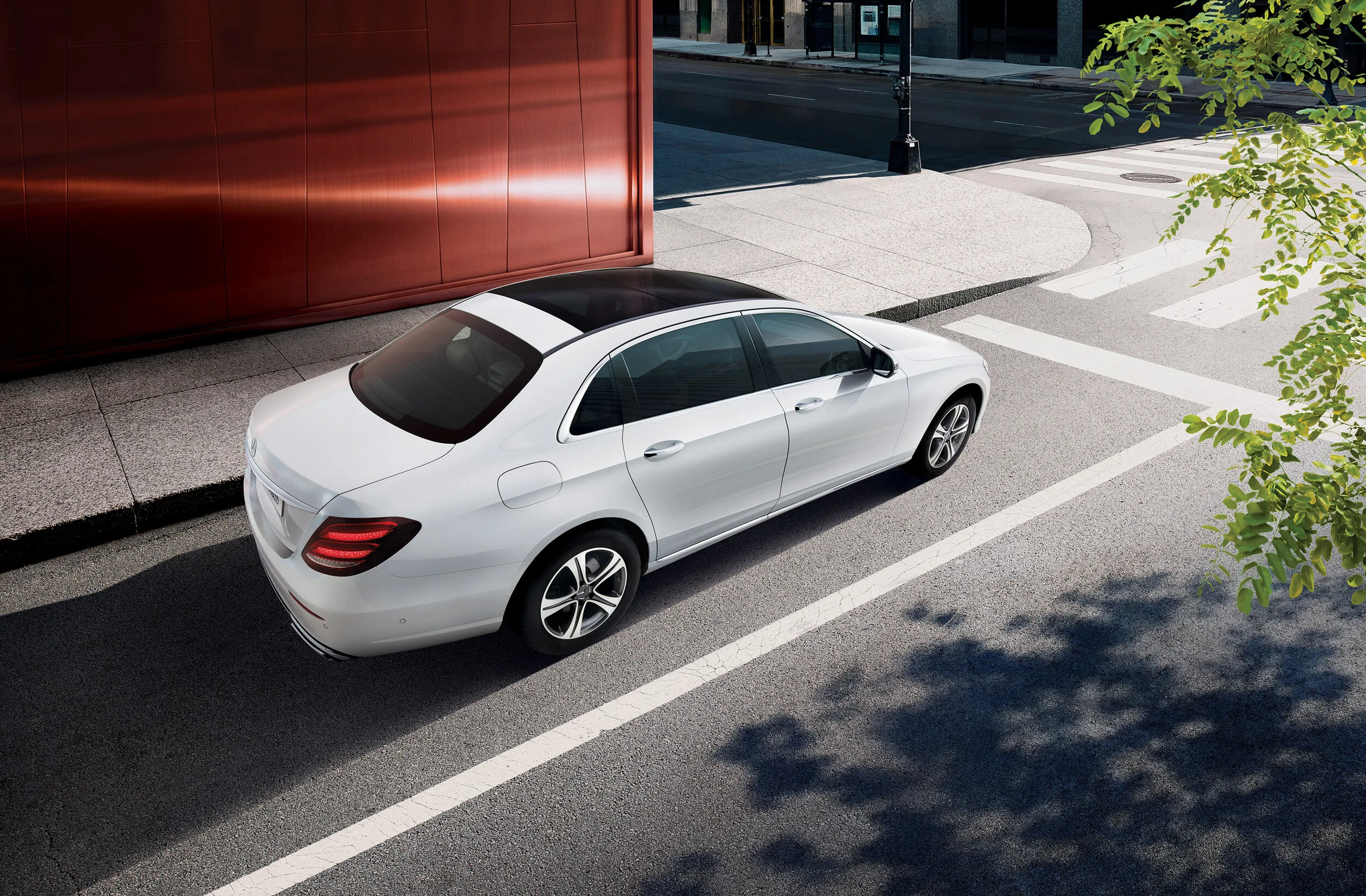 automotive-photography-mercedes-e-class-rear-view.jpg