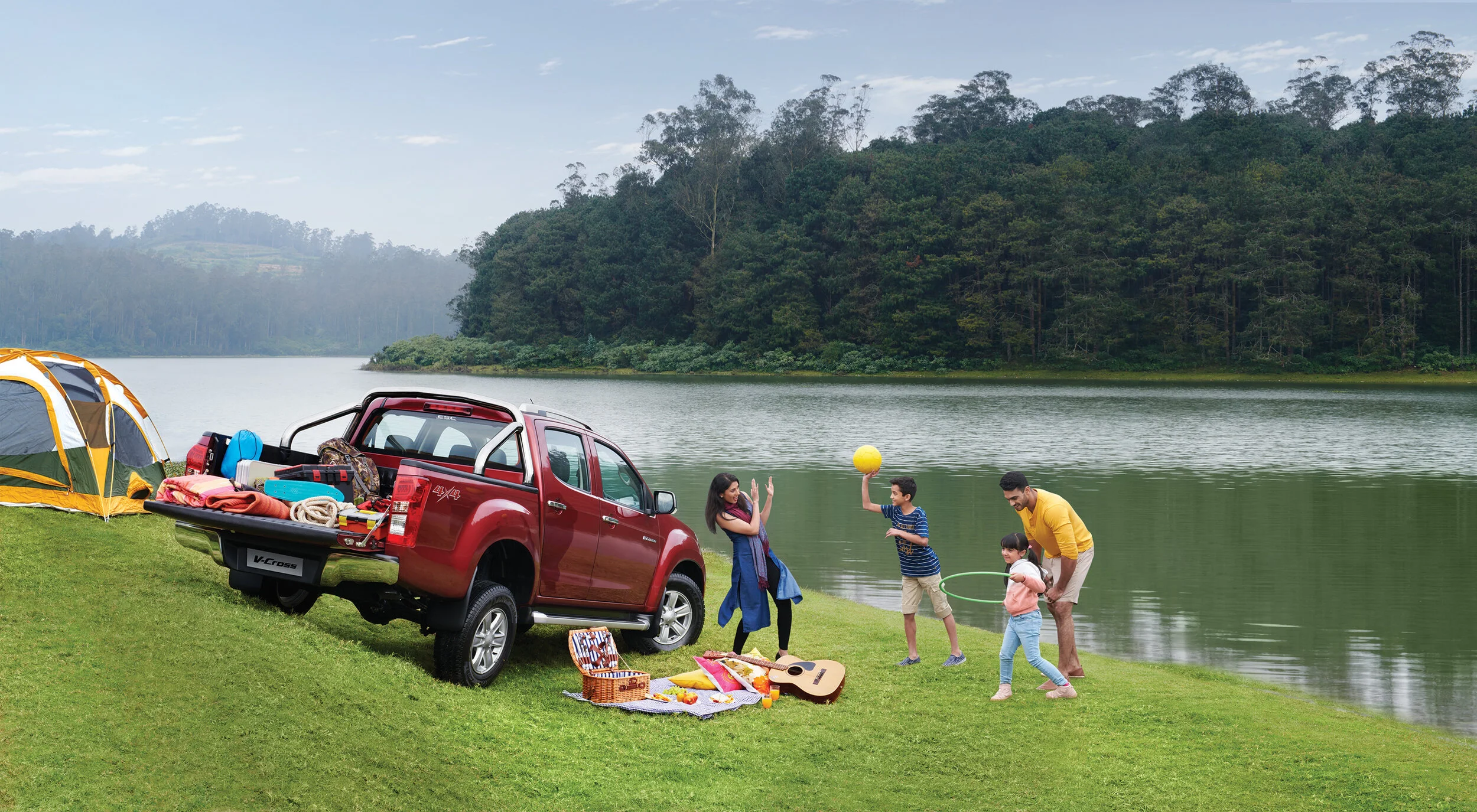 automotive-photography-isuzu-v-cross-family-camping.jpg