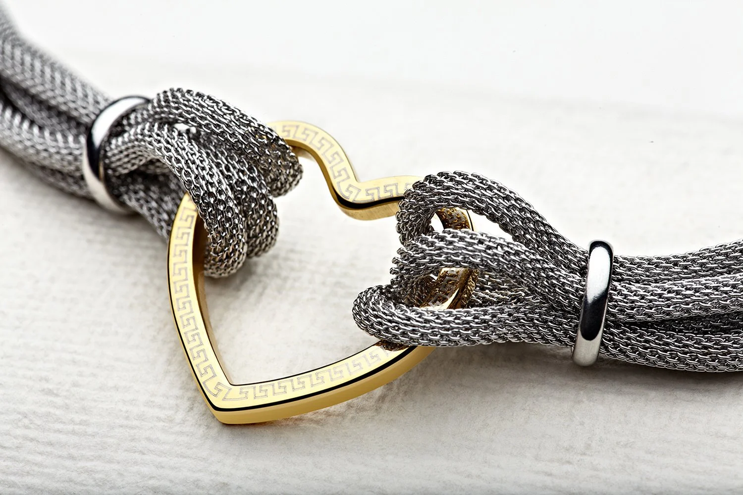 luxury-product-photography-heart-mesh-bracelet.jpg