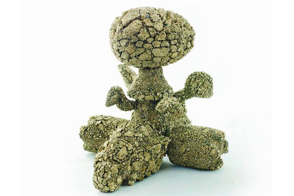 Vladimir Anselm's pyrit sculpture. MythSight , Gallery 9/1, Moscow. Courtesy of the artist and Gallery 9/1.
