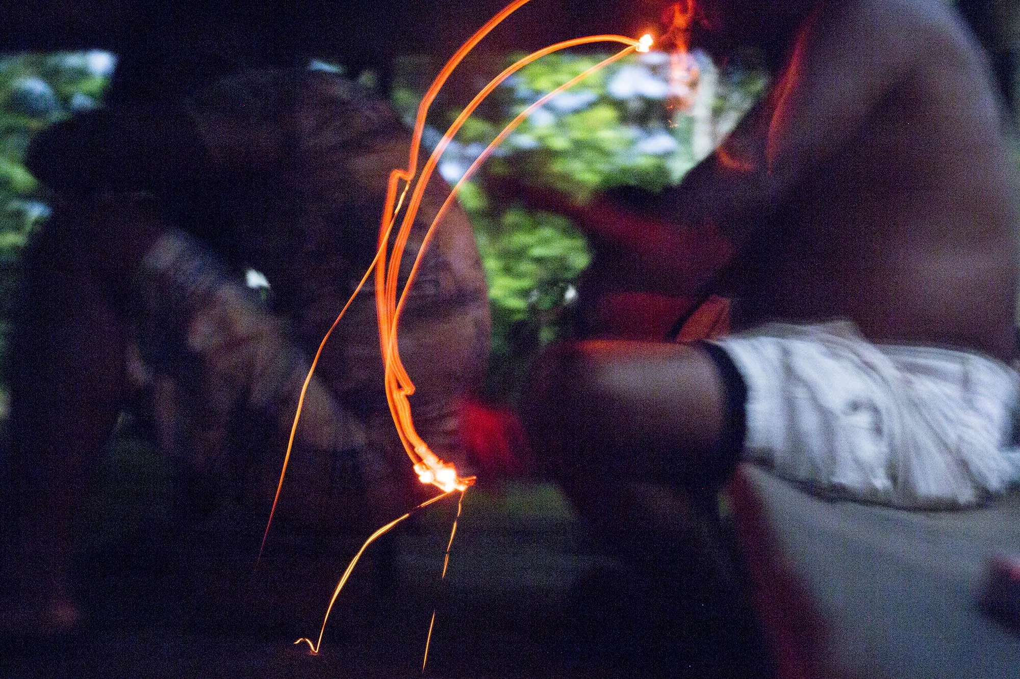 Traditional healers (curanderos) use ayahuasca to cleanse and heal Indigenous people after they return from the cities. The medicine helps them release harmful energies, restore balance, and reconnect with their roots after exposure to the chaos of