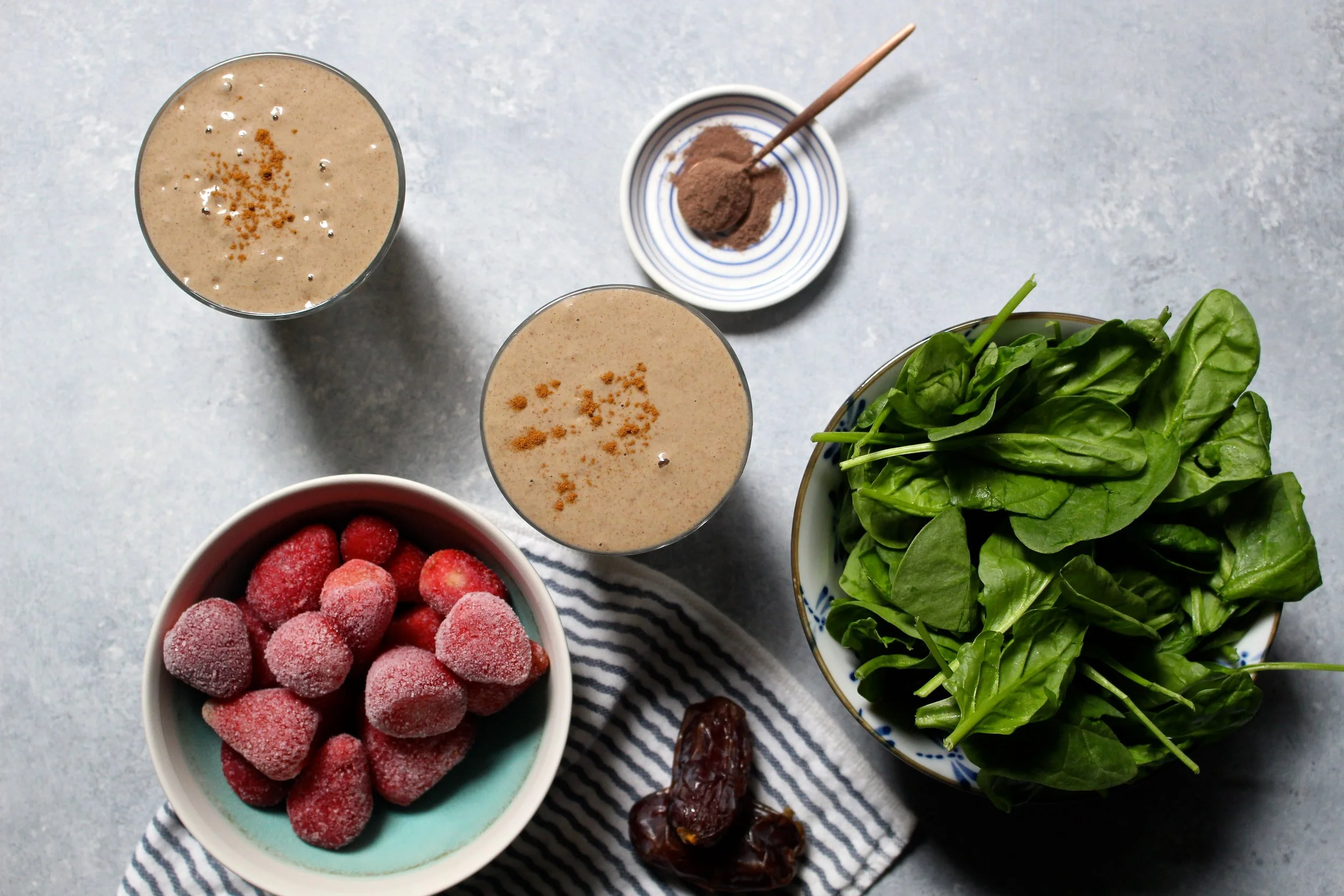 smoothie time! strawberry cacao 