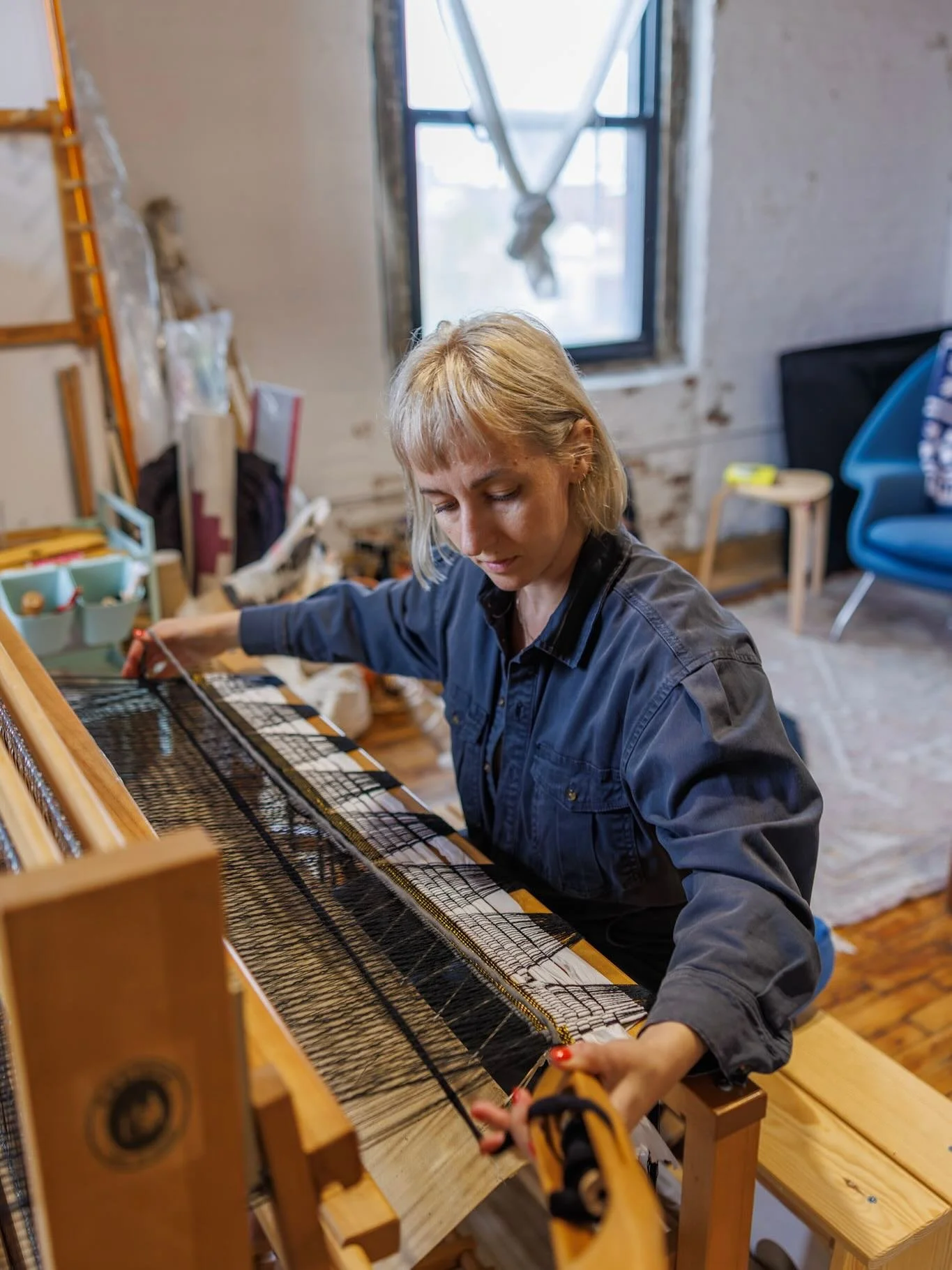 nothing weft to talk about. weave me alone. 

jk come visit me in my studio in Philly! thank you Anwar Ali for these photos from @philacfeva open studios last week 🧶

📷 @anaphillyphotography