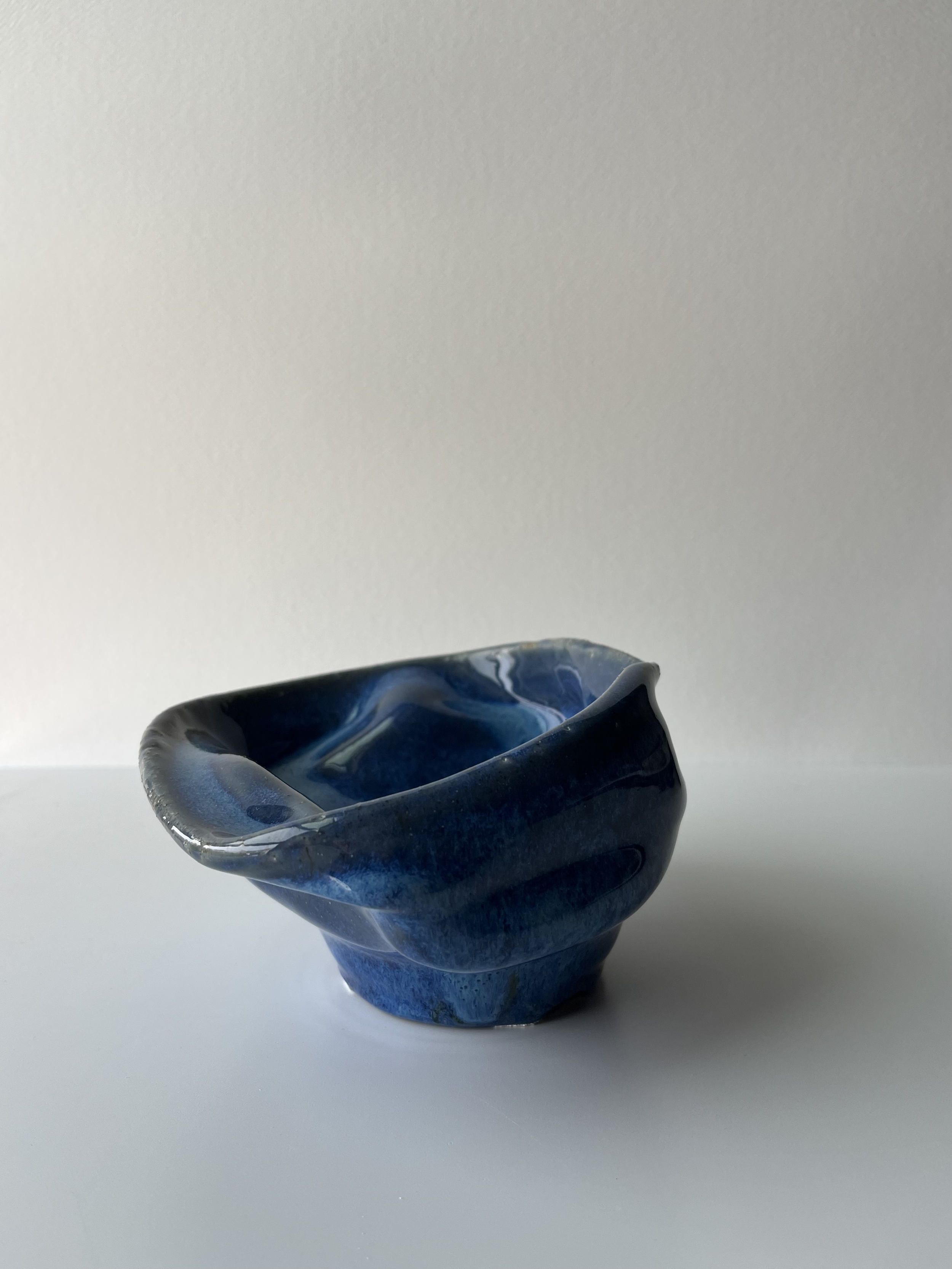 bluebowl-3.png