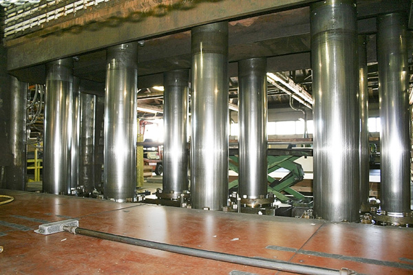 Richlite_Factory05.jpg