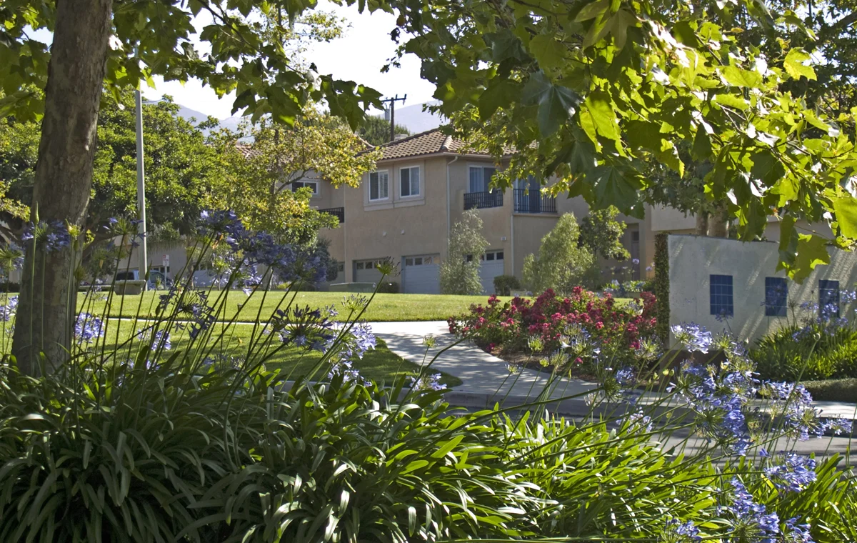 Pebble Hills Homeowners Association, Santa Barbara. .