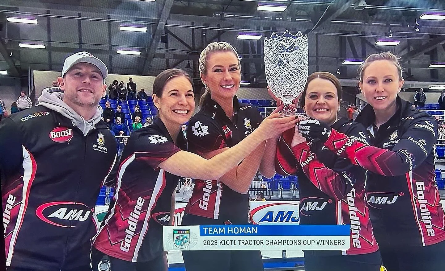 Lucky number 1️⃣3️⃣

What a way to end the season! 🤩

Second @grandslamofcurling win of the season. We were missing @sarahawilkes this week, but so grateful for our super spare @rachellebrown! 🫶🏻 

Always great battle against @teamkerrieinarson!  