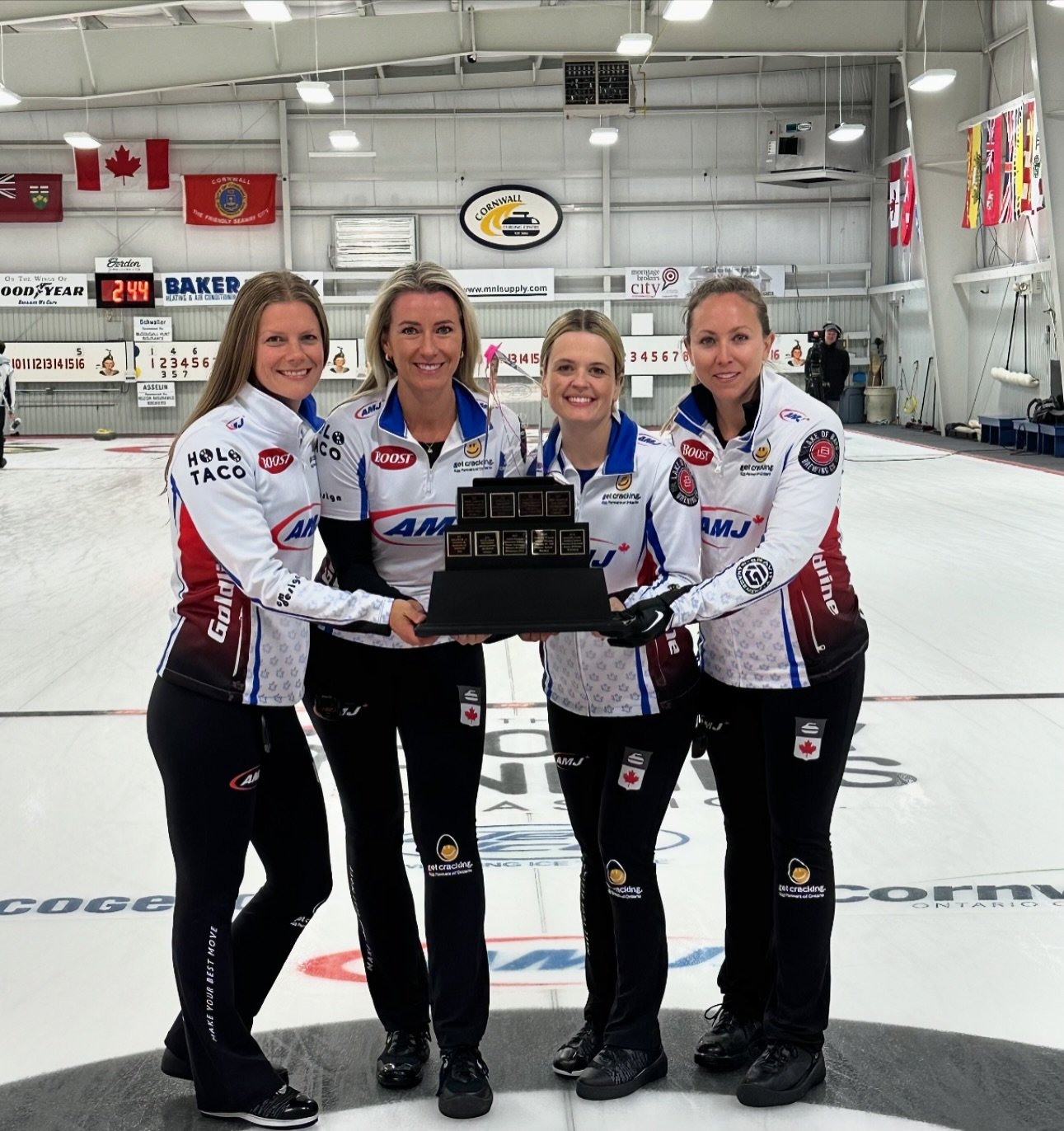 AMJ SHORTY JENKINS CLASSIC CHAMPS 🏆

An incredible feeling winning our first event of the season, especially one sponsored by our title sponsor, @amjcampbell 🤩💙 Thank you for supporting our team, women's sports and curling. 🥌

It is always the to